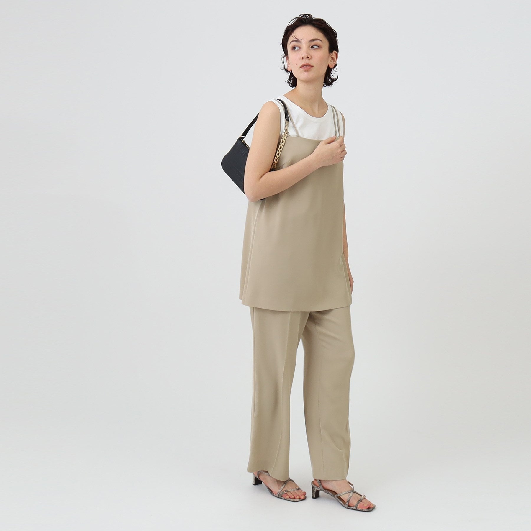 インディヴィ INDIVI 【BRIE LEON/ブリーレオン】スモールチェーンバッグ （ブラウン(042)） ブラウン(042)