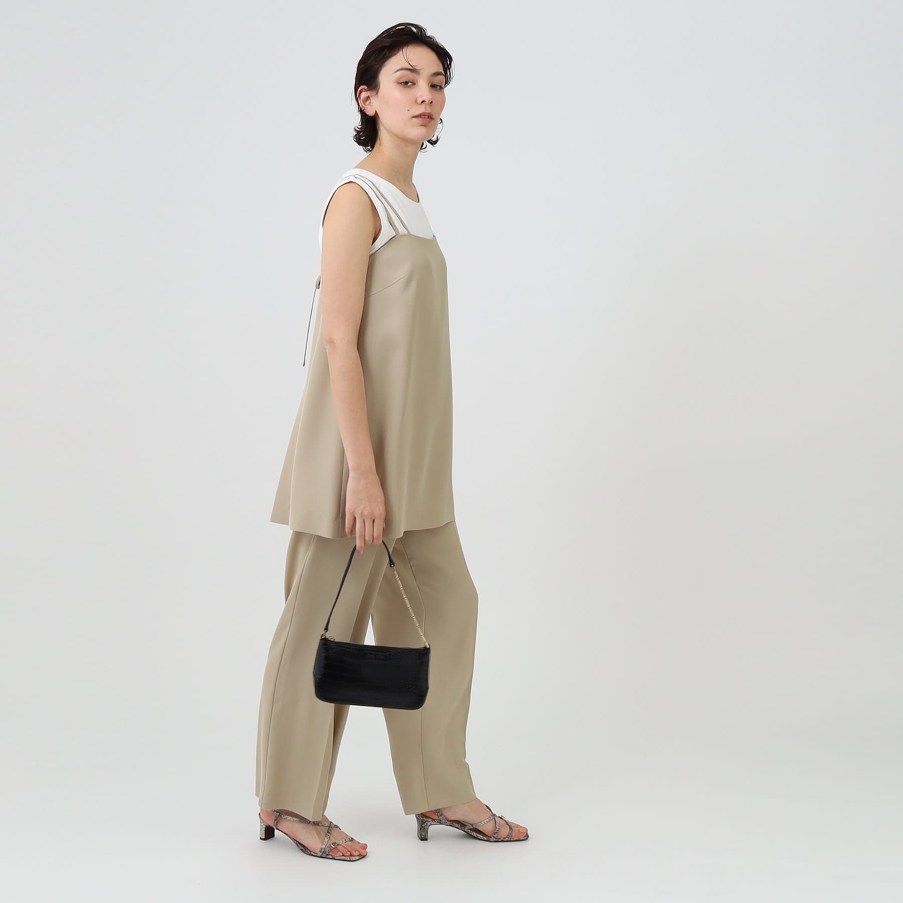 インディヴィ INDIVI 【BRIE LEON/ブリーレオン】スモールチェーンバッグ （ブラウン(042)） ブラウン(042)