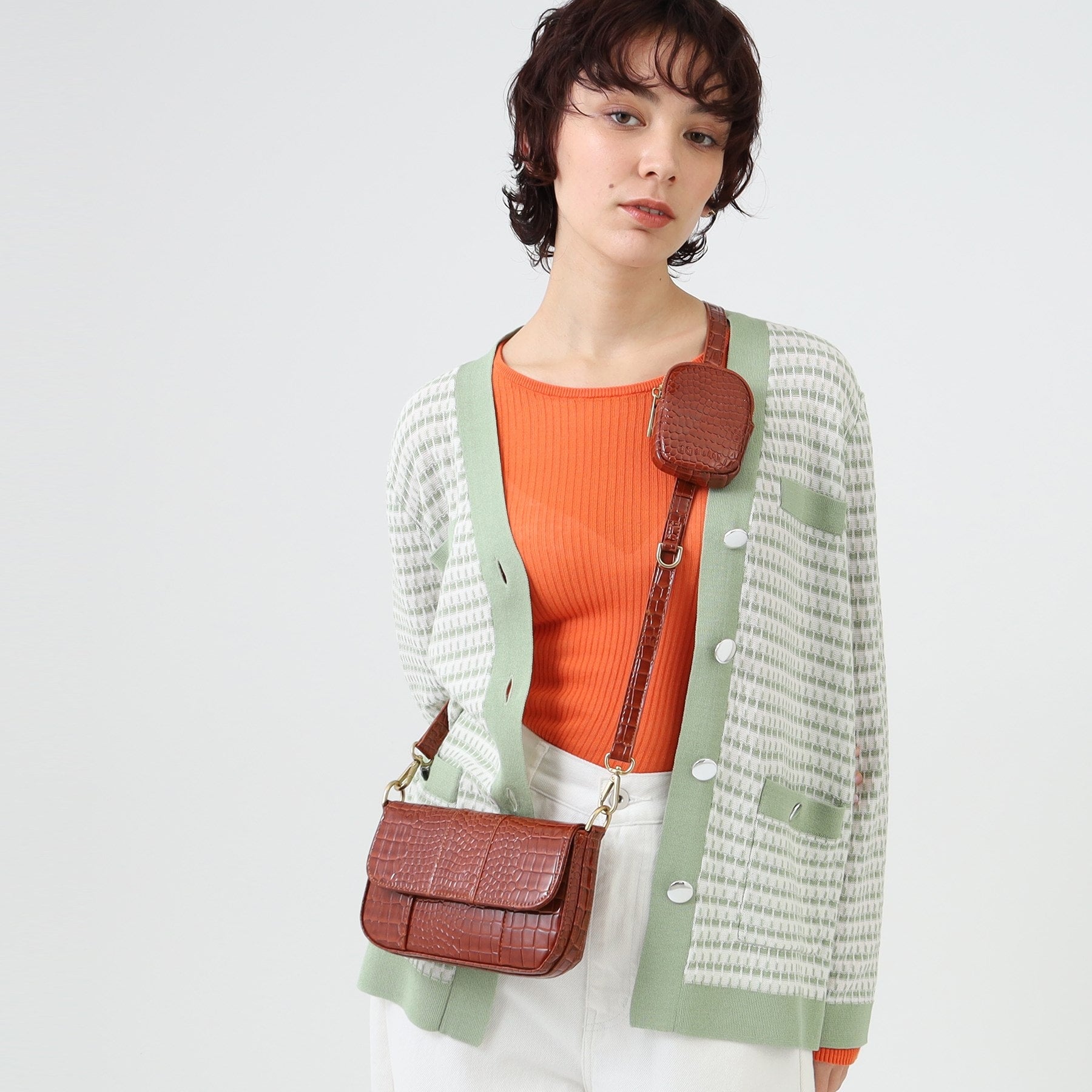 インディヴィ INDIVI 【BRIE LEON/ブリーレオン】ミニショルダーバッグ （ライトブルー(091)） ライトブルー(091)