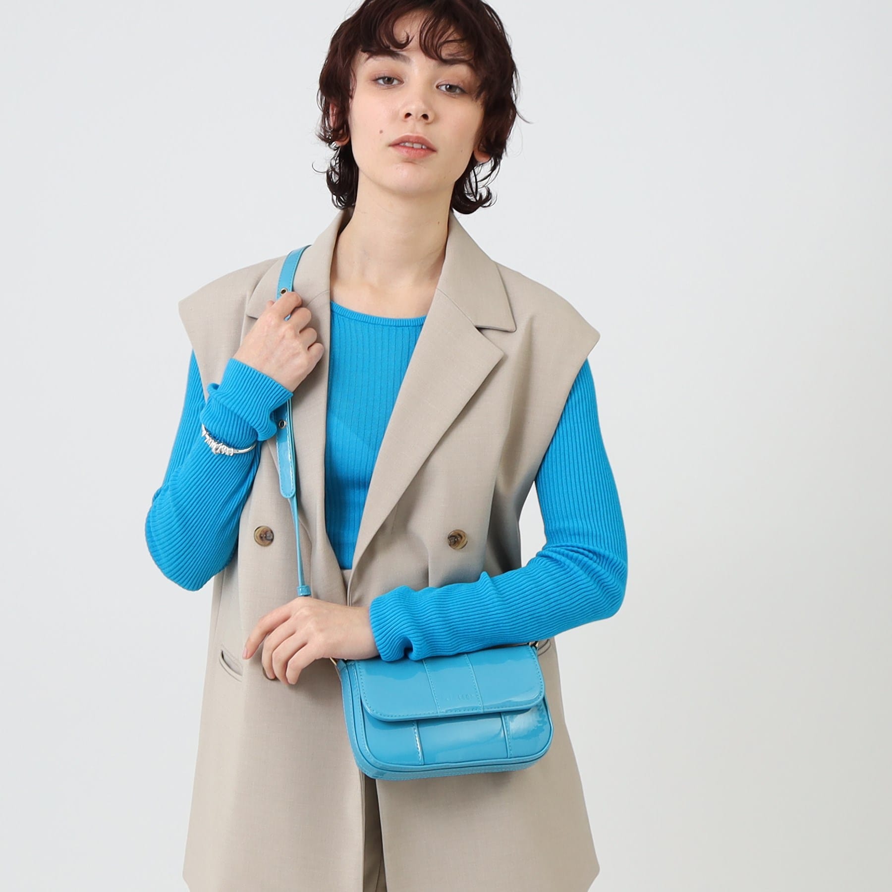 インディヴィ INDIVI 【BRIE LEON/ブリーレオン】ミニショルダーバッグ （ライトブルー(091)） ライトブルー(091)