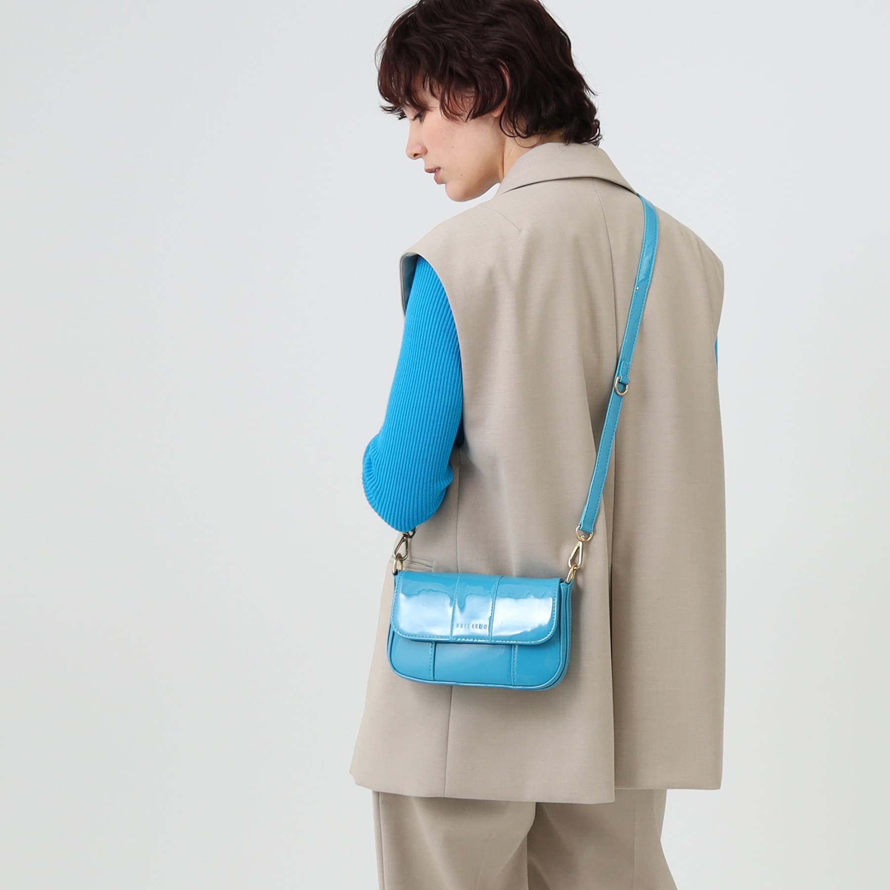 インディヴィ INDIVI 【BRIE LEON/ブリーレオン】ミニショルダーバッグ （ライトブルー(091)） ライトブルー(091)