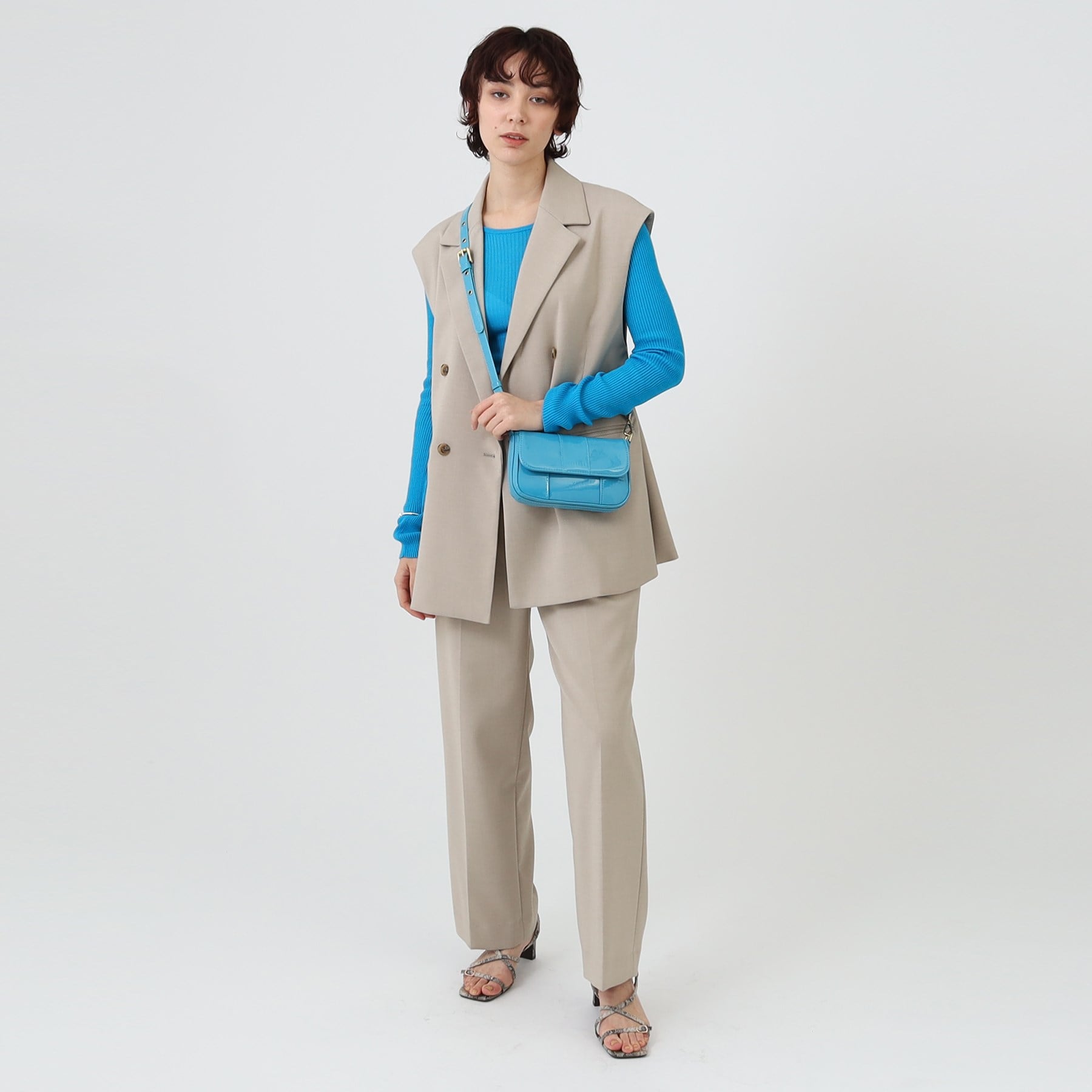 インディヴィ INDIVI 【BRIE LEON/ブリーレオン】ミニショルダーバッグ （ライトブルー(091)） ライトブルー(091)