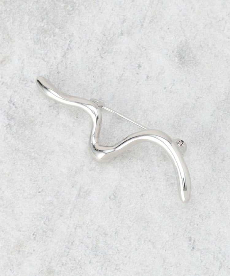 インディヴィ INDIVI 【セレモニー／デイリー】ニュアンスブローチ （ゴールド(007)） ゴールド(007)