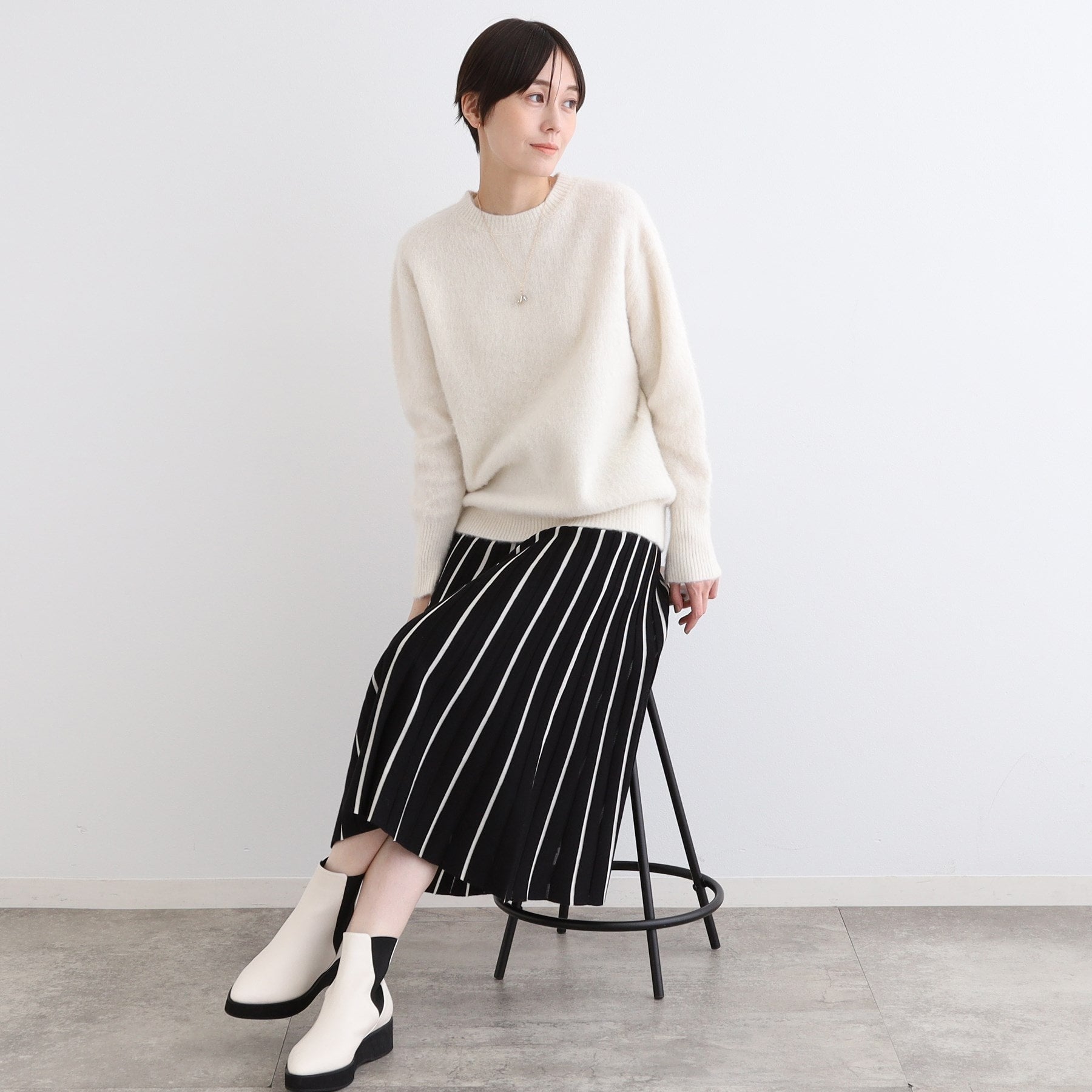 インディヴィ INDIVI 【フォックス混】ラウンドネックヘアリーニット （キャメルブラウン(041)） キャメルブラウン(041)