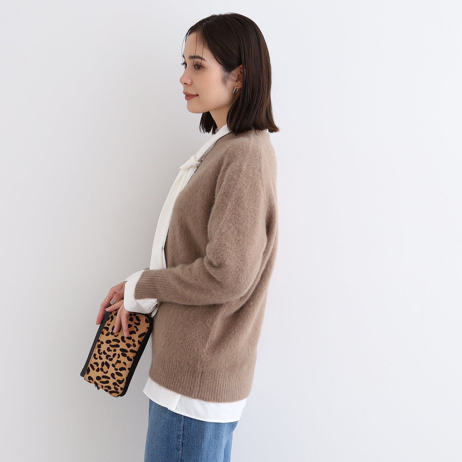 インディヴィ INDIVI 【フォックス混】ラウンドネックヘアリーニット （キャメルブラウン(041)） キャメルブラウン(041)