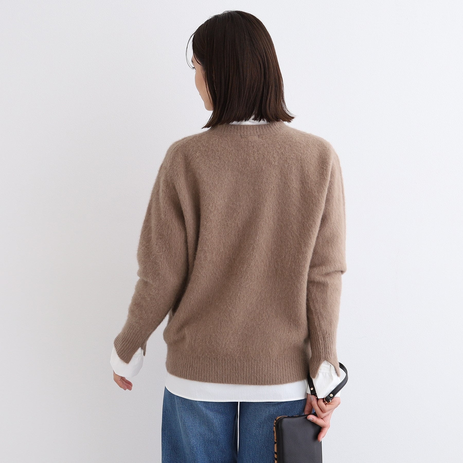 インディヴィ INDIVI 【フォックス混】ラウンドネックヘアリーニット （キャメルブラウン(041)） キャメルブラウン(041)