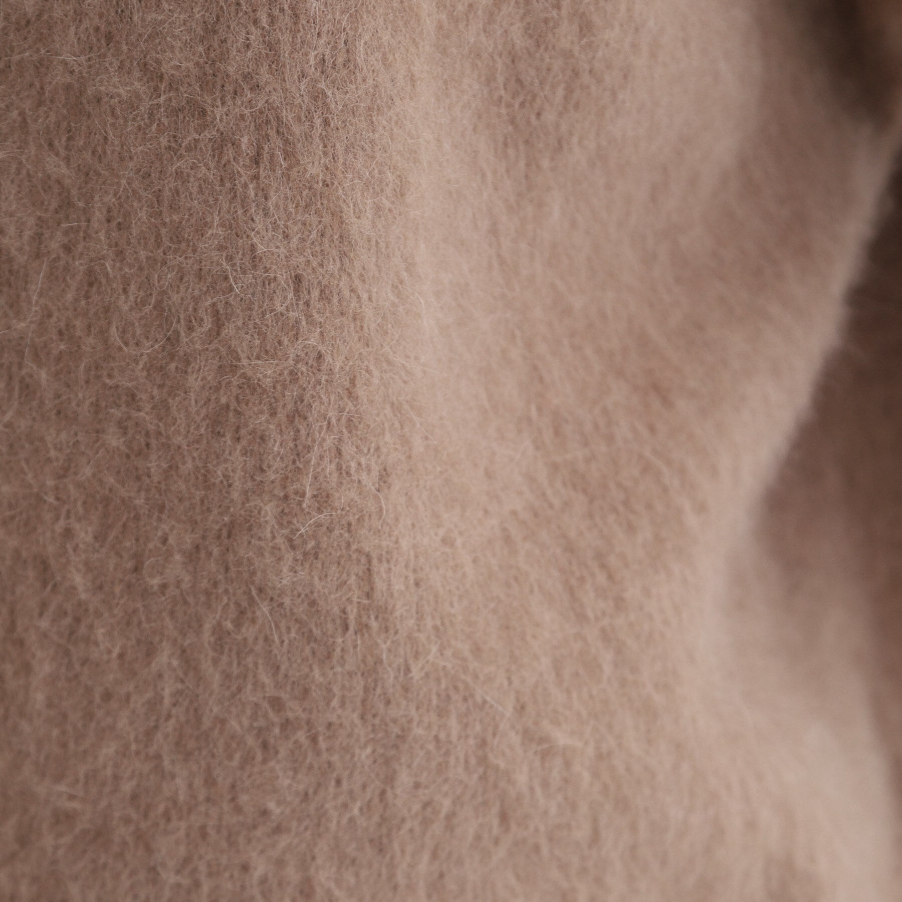 インディヴィ INDIVI 【フォックス混】ラウンドネックヘアリーニット （キャメルブラウン(041)） キャメルブラウン(041)