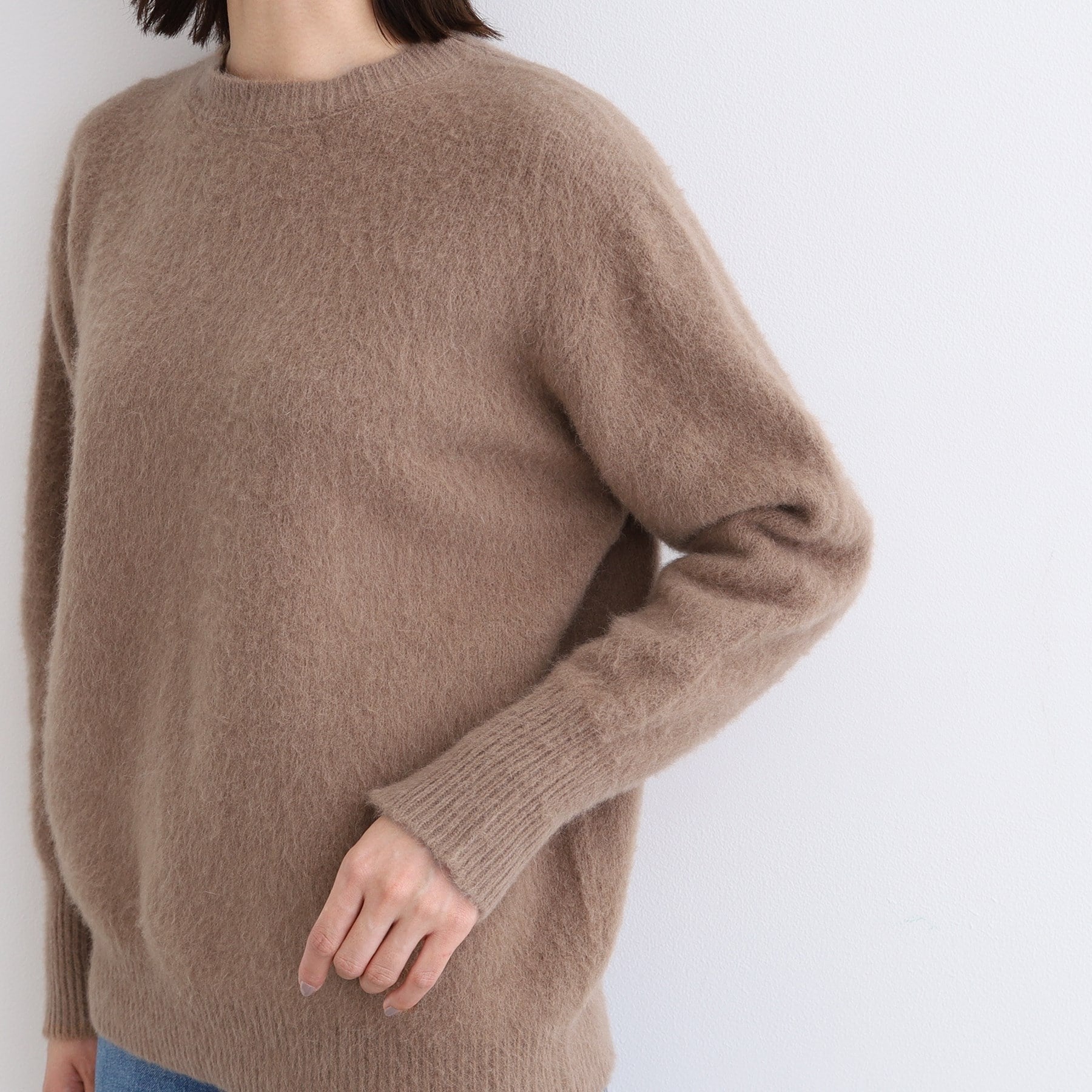 インディヴィ INDIVI 【フォックス混】ラウンドネックヘアリーニット （キャメルブラウン(041)） キャメルブラウン(041)