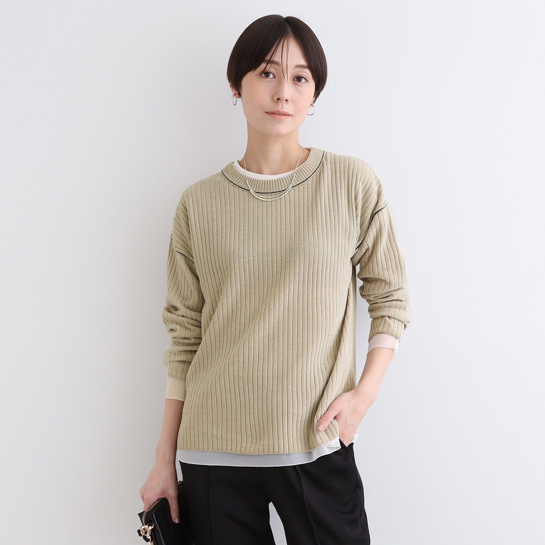 インディヴィ INDIVI 【トレンド◎／パイピングデザイン】モールヤーンニット （ベージュ(052)） ベージュ(052)