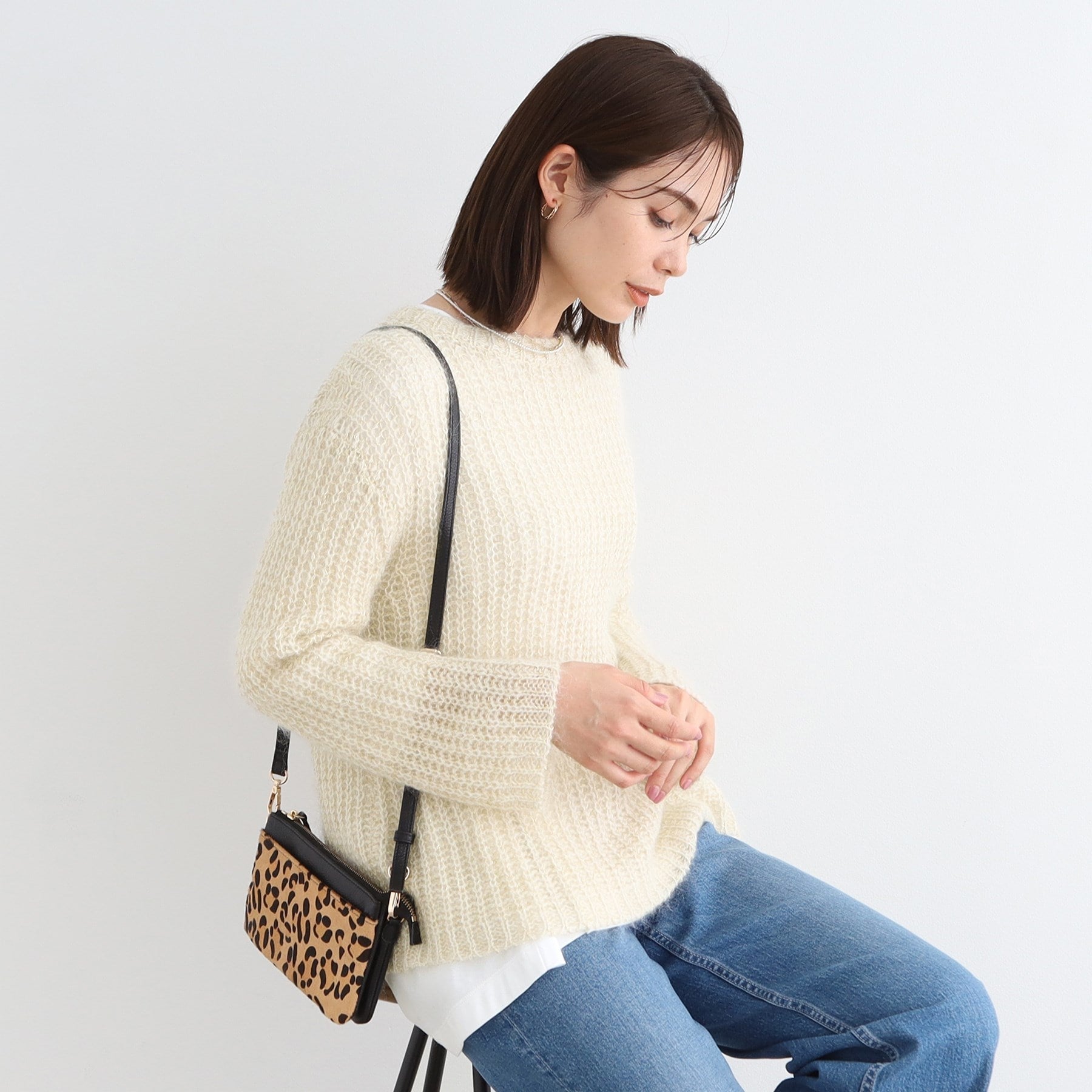 インディヴィ INDIVI 【洗える／モヘヤ混】ヘアリーゆるラメニット （ライトグレー(011)） ライトグレー(011)