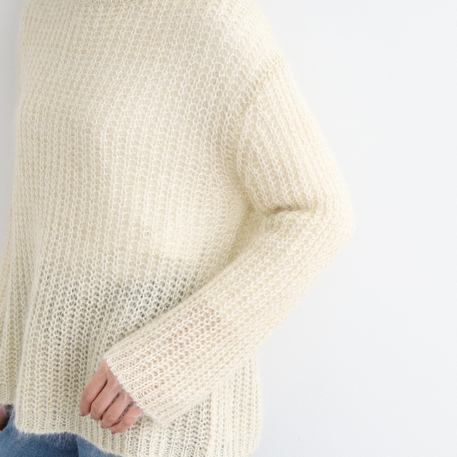 インディヴィ INDIVI 【洗える／モヘヤ混】ヘアリーゆるラメニット （ライトグレー(011)） ライトグレー(011)