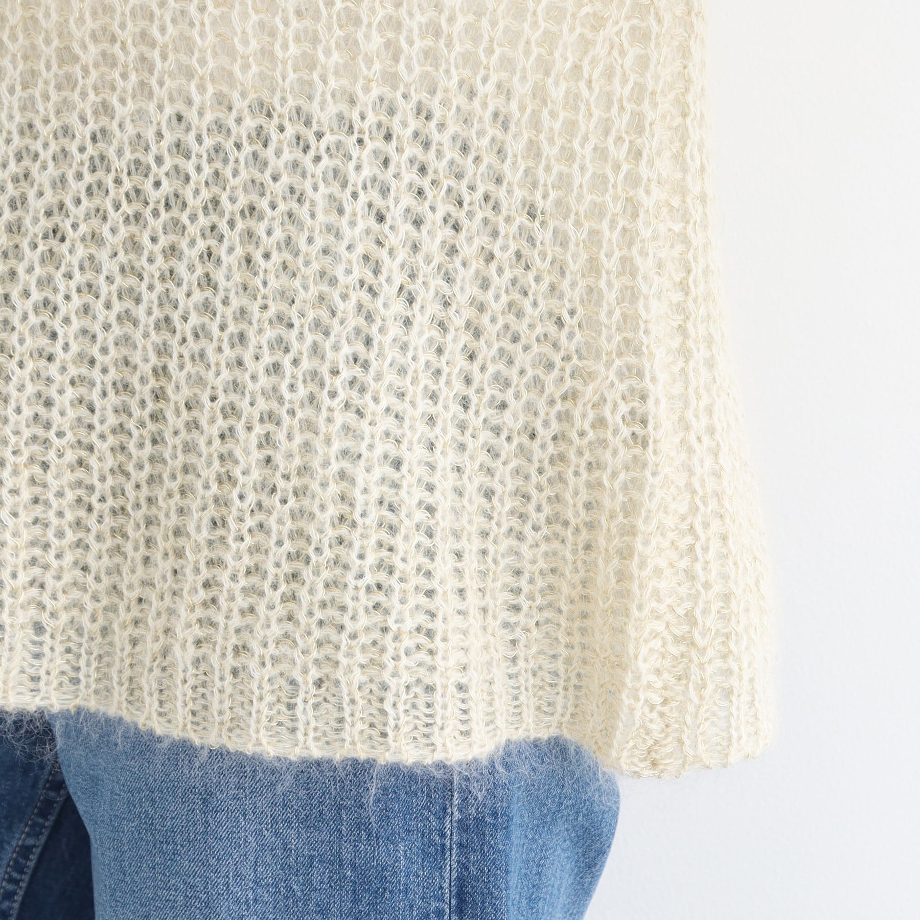 インディヴィ INDIVI 【洗える／モヘヤ混】ヘアリーゆるラメニット （ライトグレー(011)） ライトグレー(011)