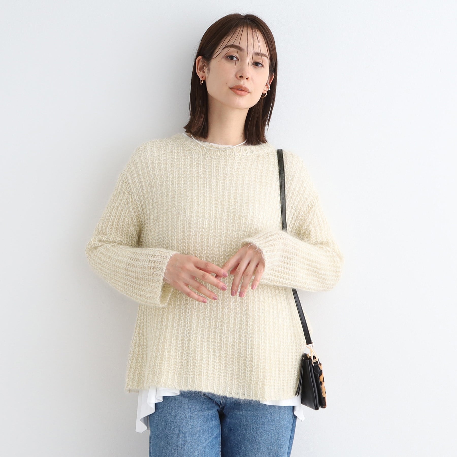 インディヴィ INDIVI 【洗える／モヘヤ混】ヘアリーゆるラメニット （ライトグレー(011)） ライトグレー(011)