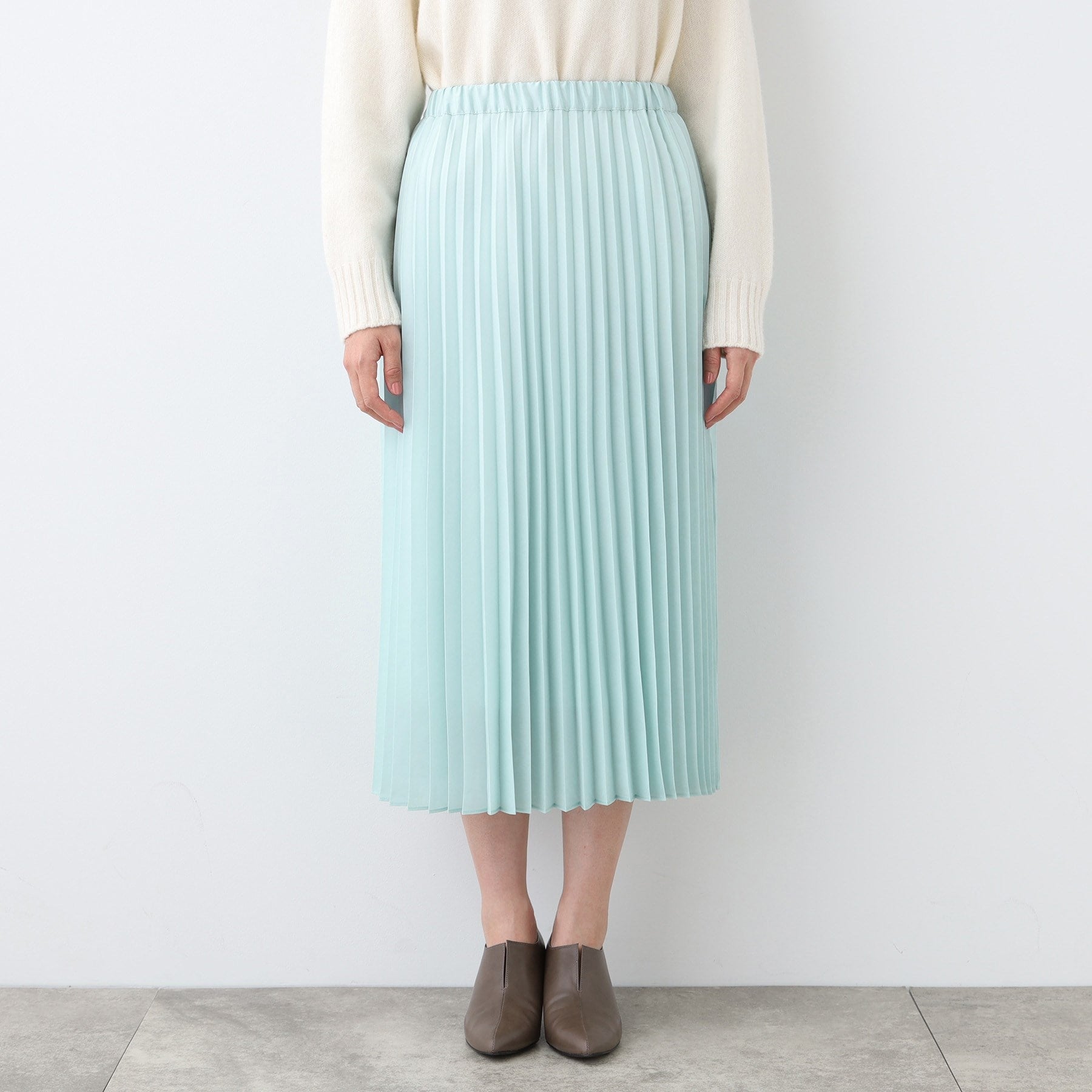 インディヴィ INDIVI 【洗える／ウエストゴム】アコーディオン調プリーツスカート （アイボリー(004)） アイボリー(004)