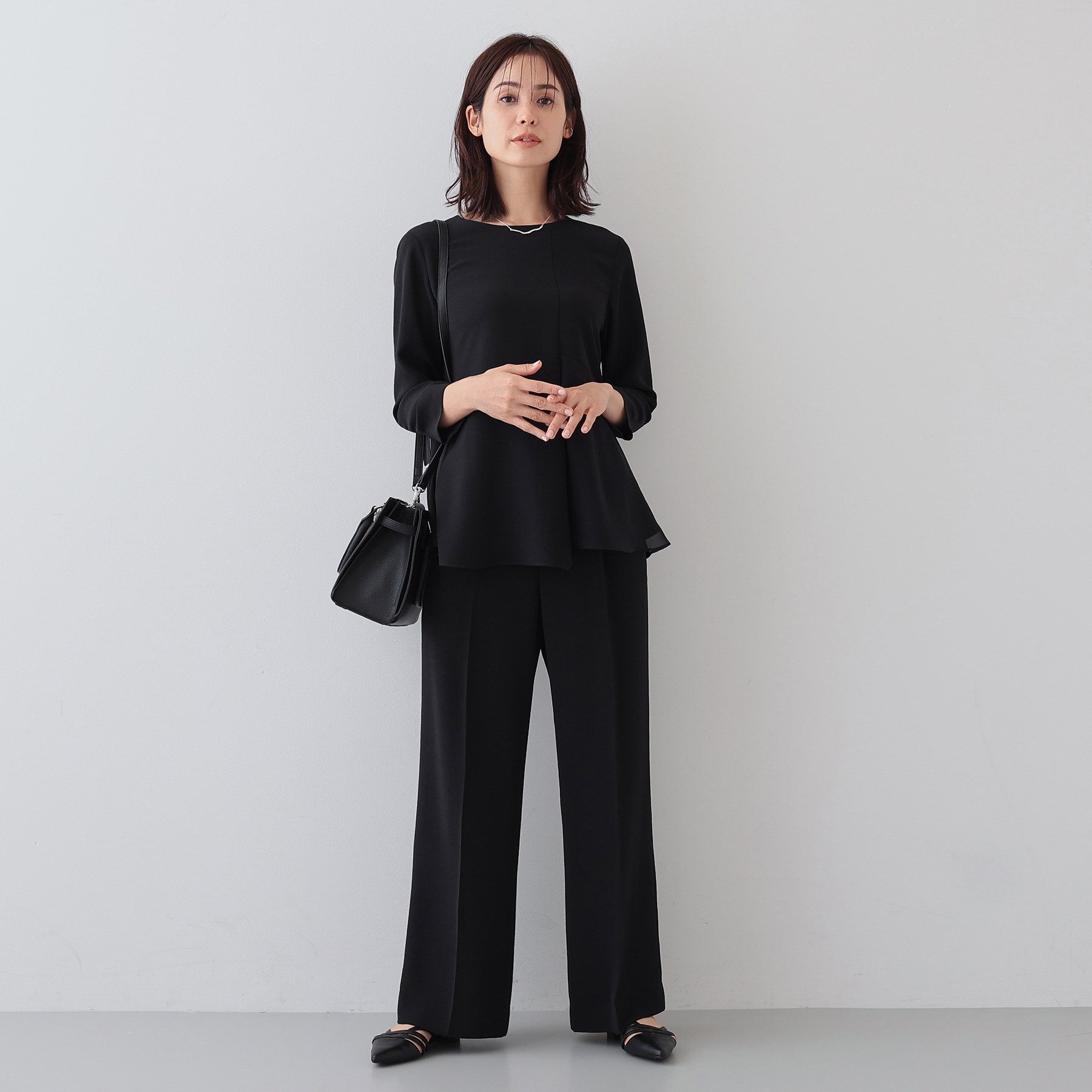 INDIVI INDIVI 【時尚SETUP／春季新作！】荷葉邊設計襯衫