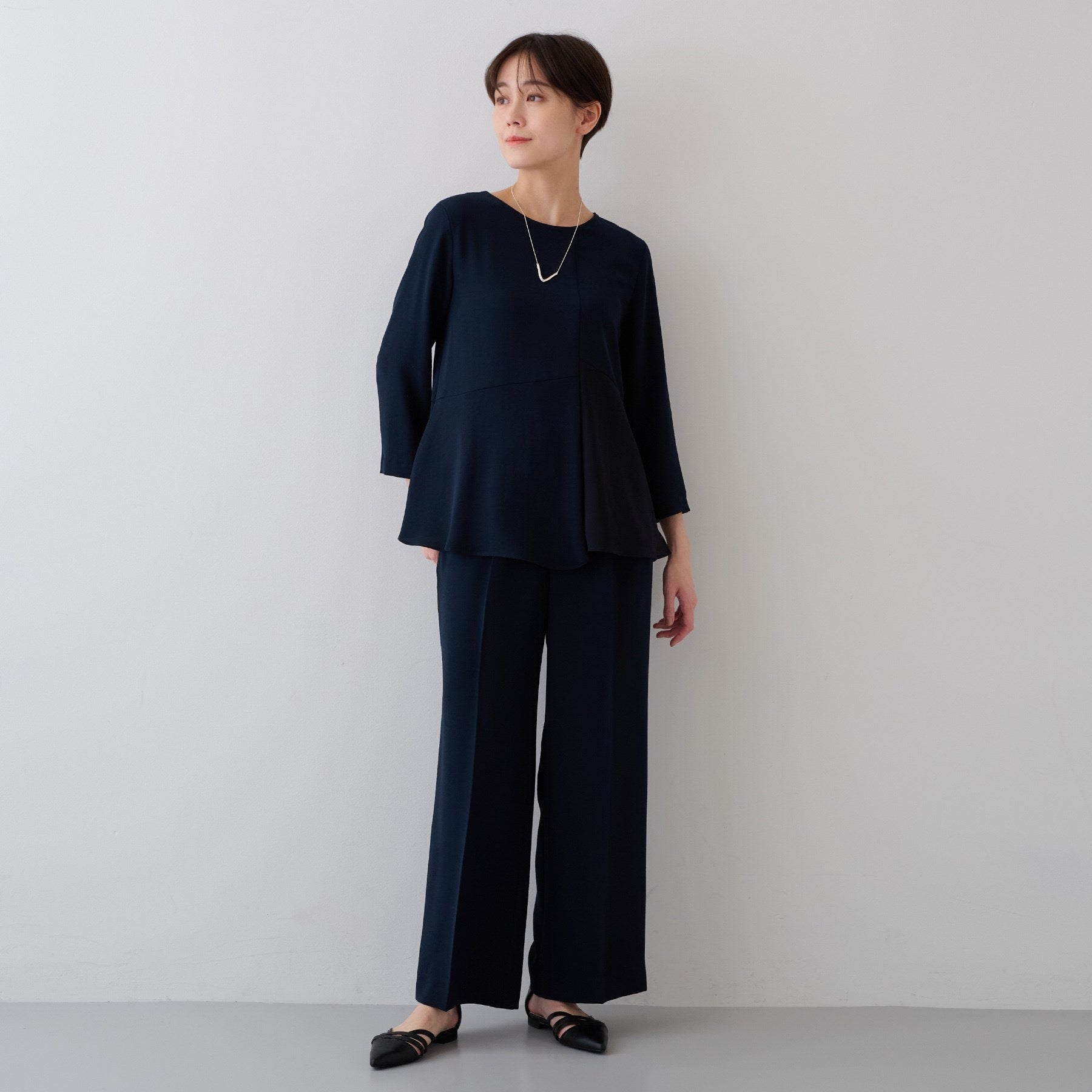 INDIVI INDIVI 【時尚SETUP／春季新作！】荷葉邊設計襯衫