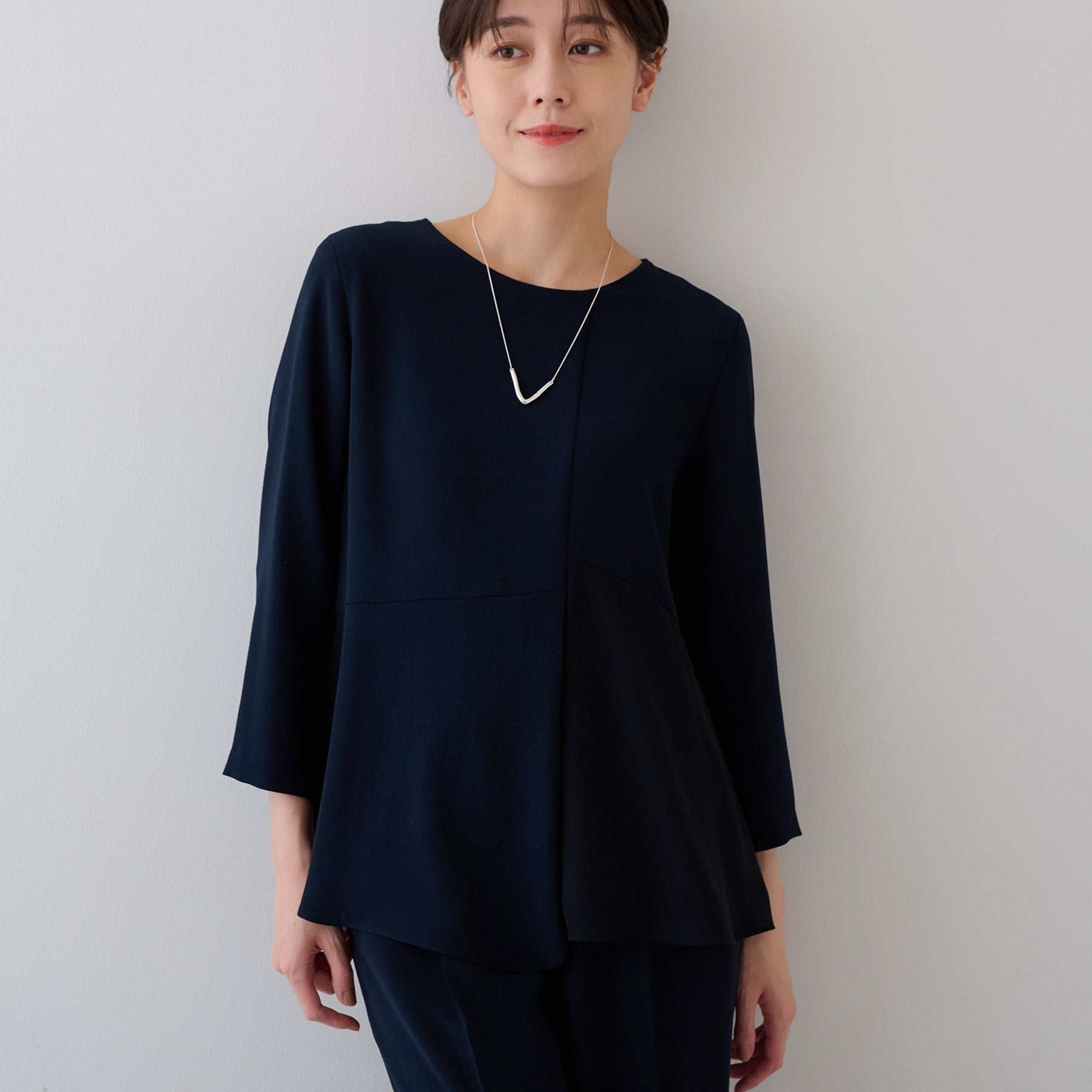 INDIVI INDIVI 【時尚SETUP／春季新作！】荷葉邊設計襯衫