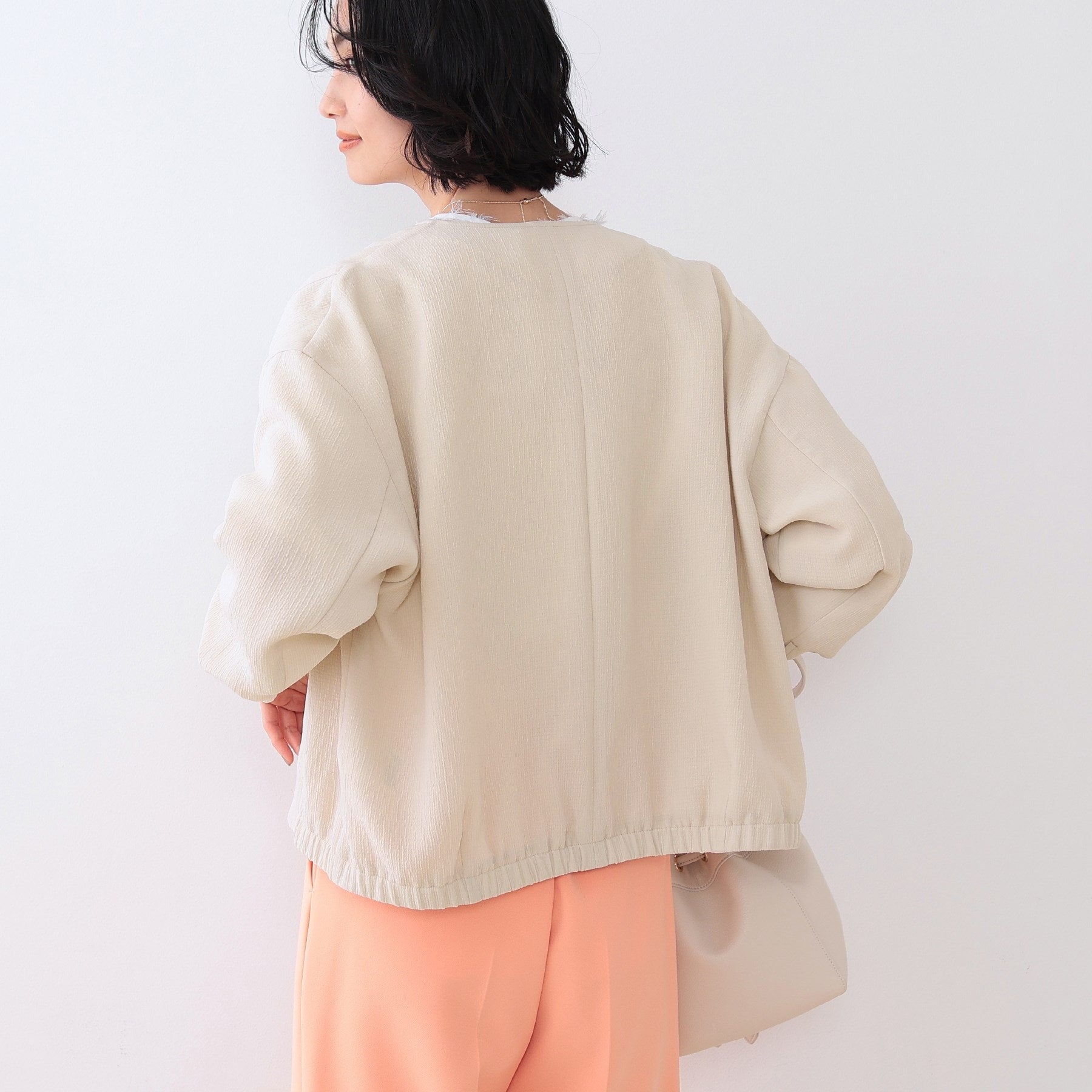 インディヴィ INDIVI 【洗える】凹凸素材シンプルブルゾン （ベージュ(052)） ベージュ(052)