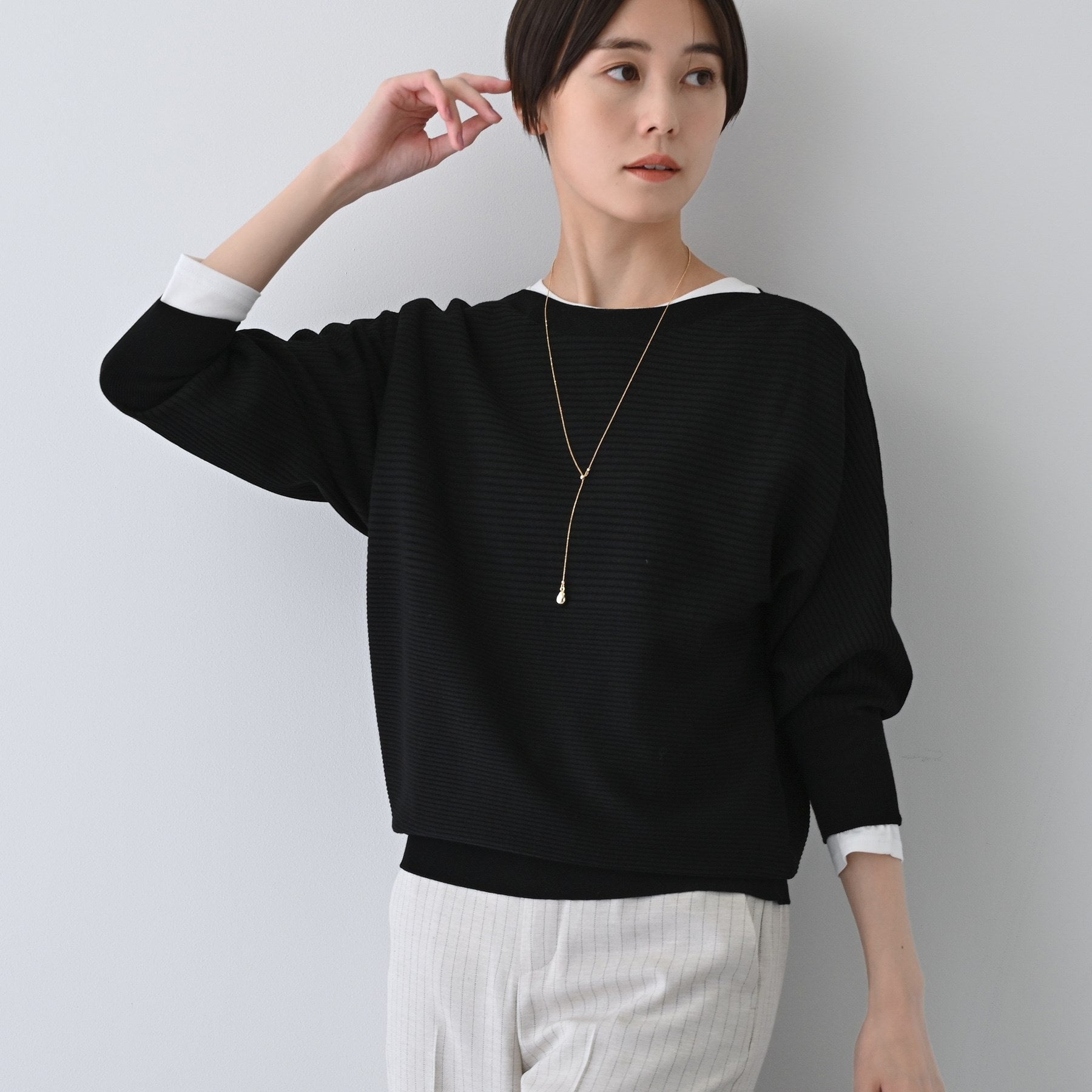 インディヴィ INDIVI 【洗える／無縫製】美シルエット ドルマンスリーブニット （ブラック(019)） ブラック(019)