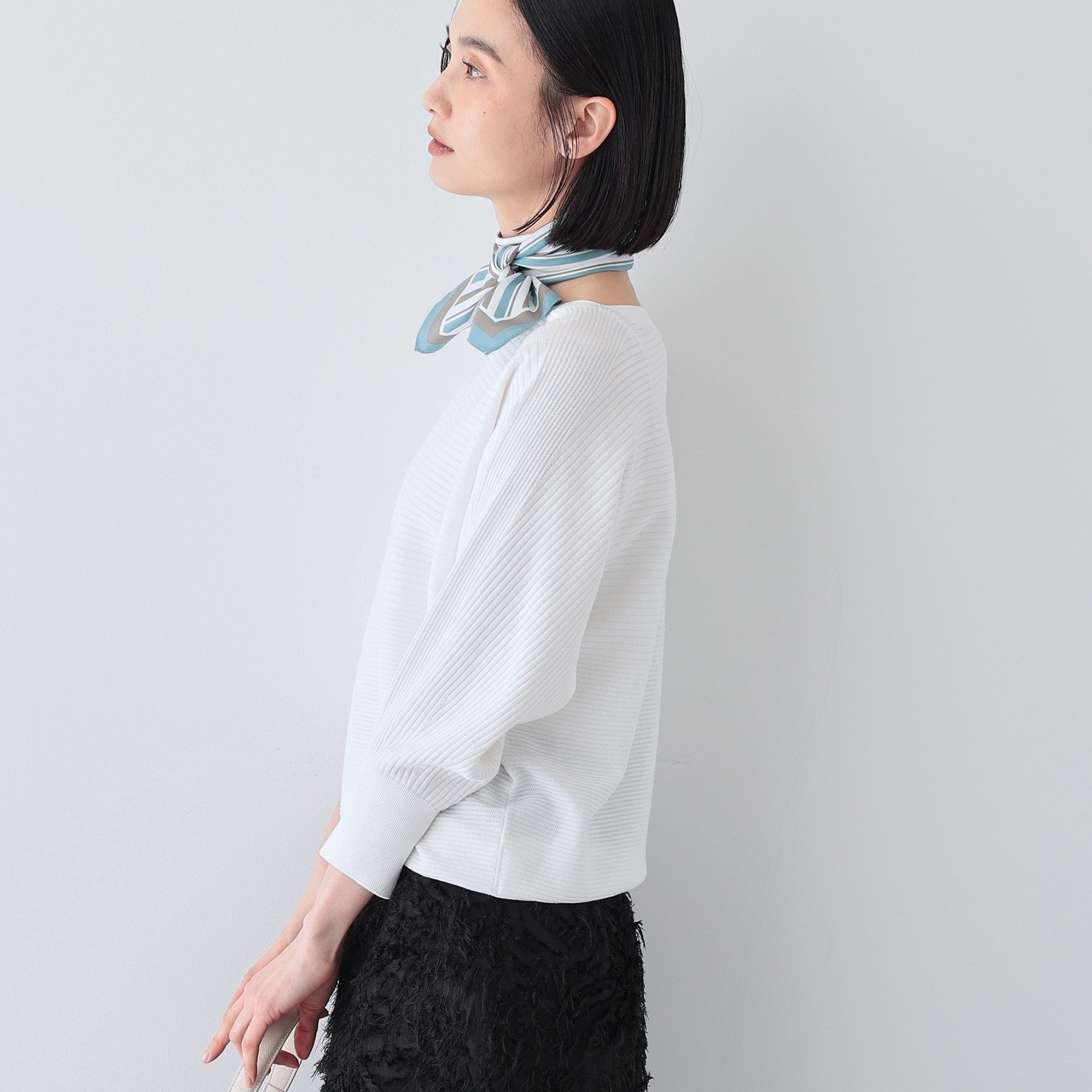 インディヴィ INDIVI 【洗える／無縫製】美シルエット ドルマンスリーブニット （ブラック(019)） ブラック(019)