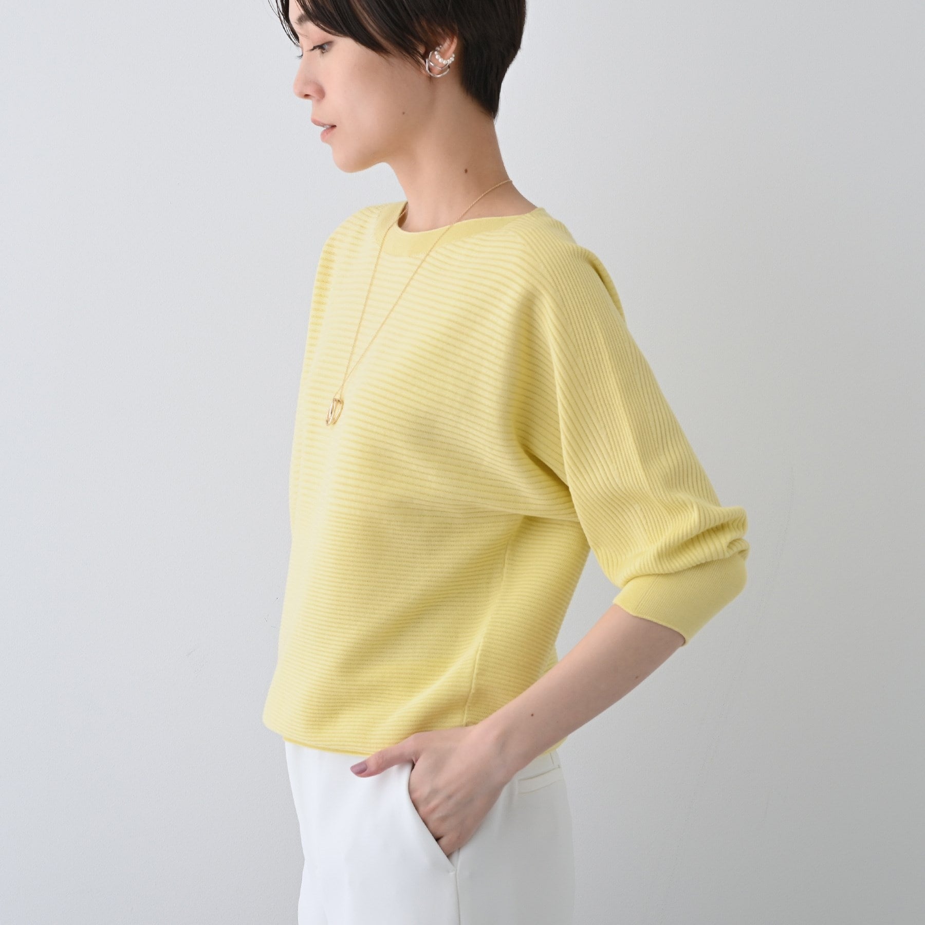 インディヴィ INDIVI 【洗える／無縫製】美シルエット ドルマンスリーブニット （ブラック(019)） ブラック(019)