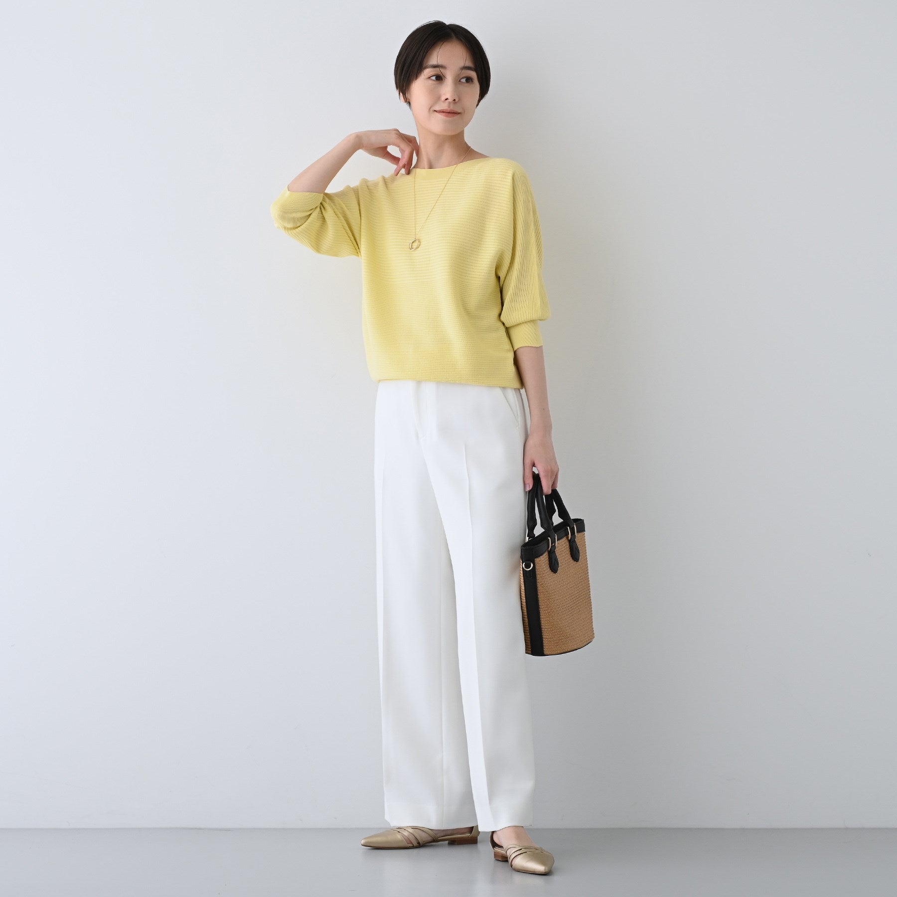 インディヴィ INDIVI 【洗える／無縫製】美シルエット ドルマンスリーブニット （ブラック(019)） ブラック(019)