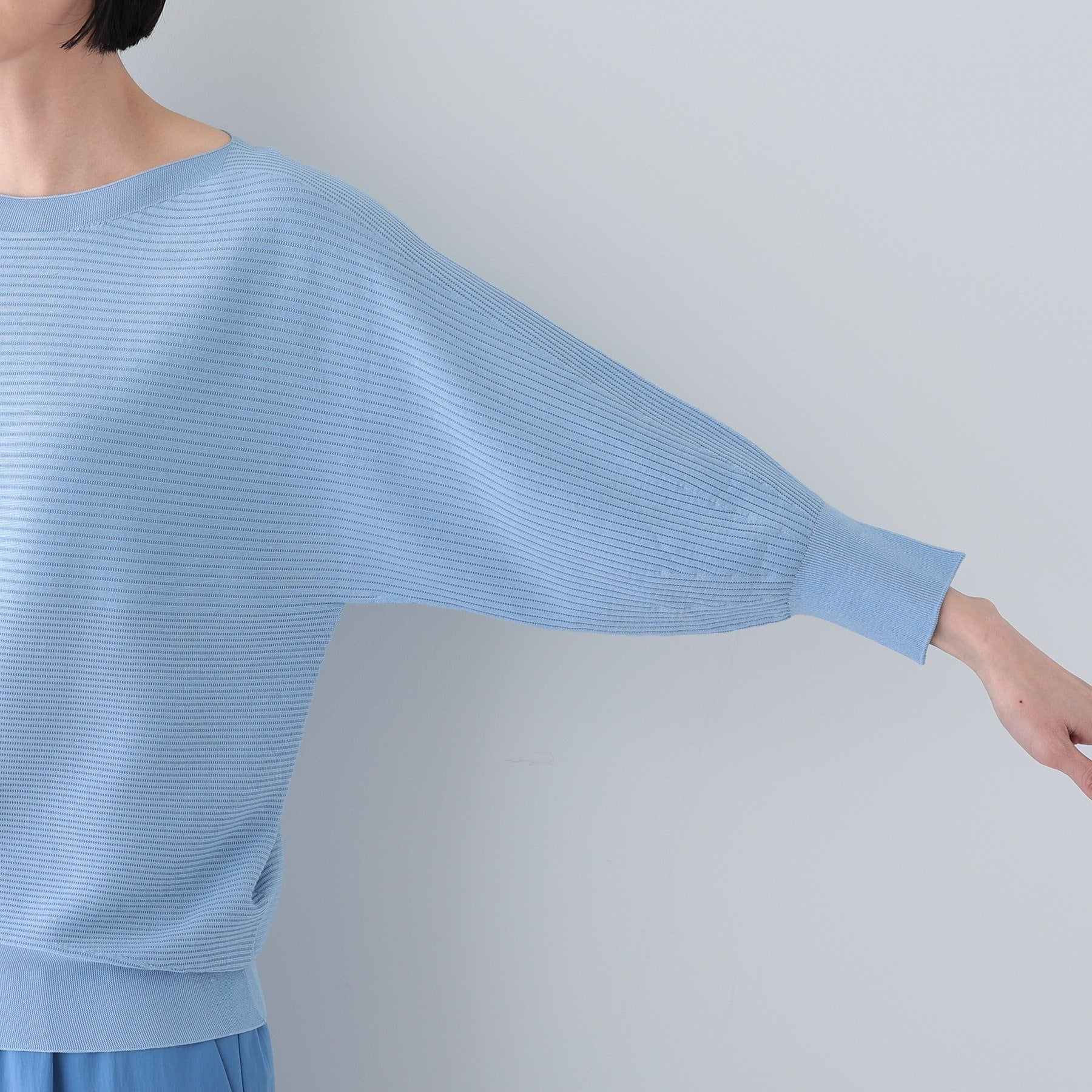 インディヴィ INDIVI 【洗える／無縫製】美シルエット ドルマンスリーブニット （ブラック(019)） ブラック(019)