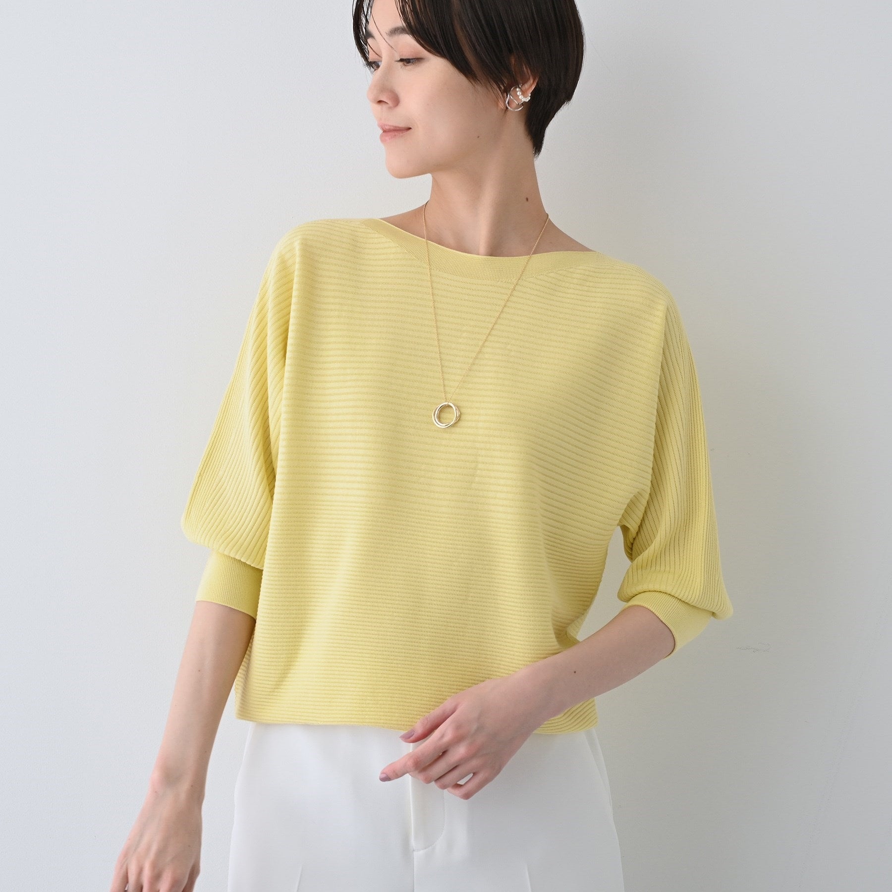 インディヴィ INDIVI 【洗える／無縫製】美シルエット ドルマンスリーブニット （ブラック(019)） ブラック(019)