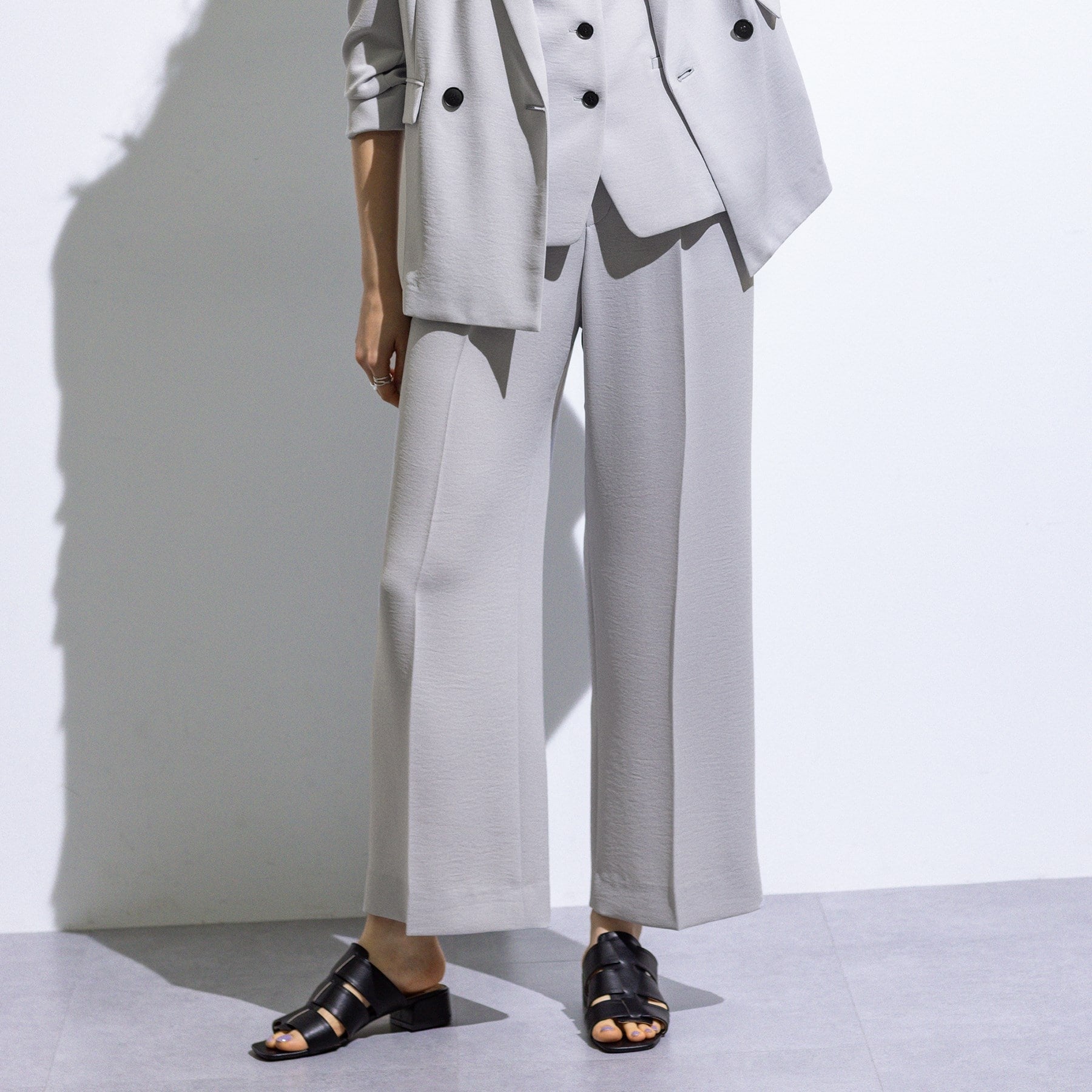 インディヴィ INDIVI 【こなれSETUP／春の新作！】ワイドパンツ （ライトグレー(011)） ライトグレー(011)