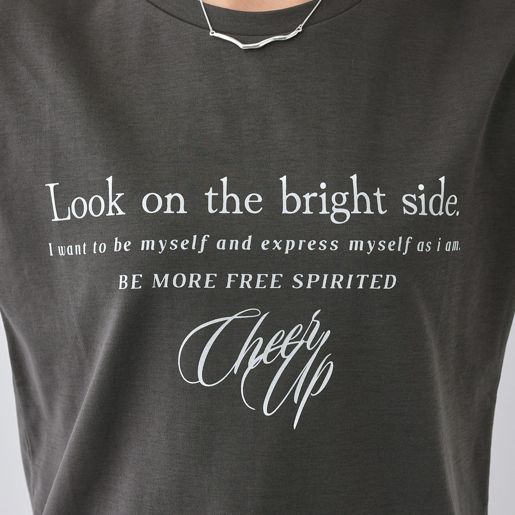 インディヴィ INDIVI 【洗える／選べるデザイン】フォト＆ロゴ プリントTシャツ （ホワイト(701)） ホワイト(701)