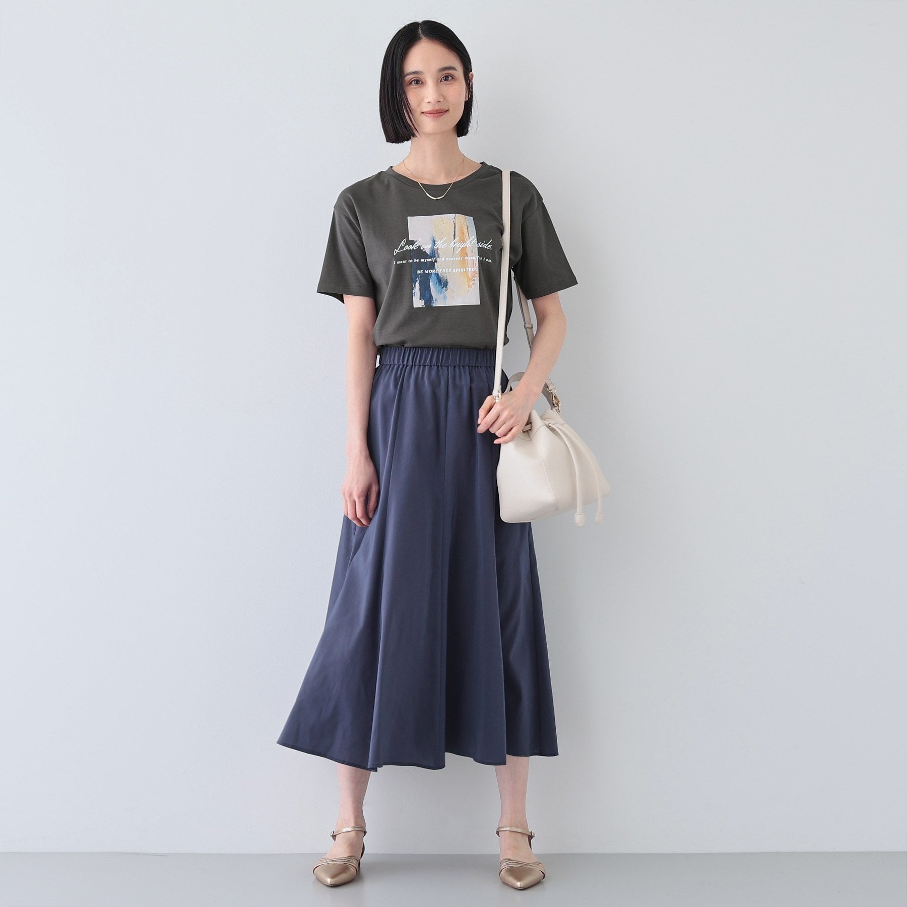 インディヴィ INDIVI 【洗える／選べるデザイン】フォト＆ロゴ プリントTシャツ （ホワイト(701)） ホワイト(701)