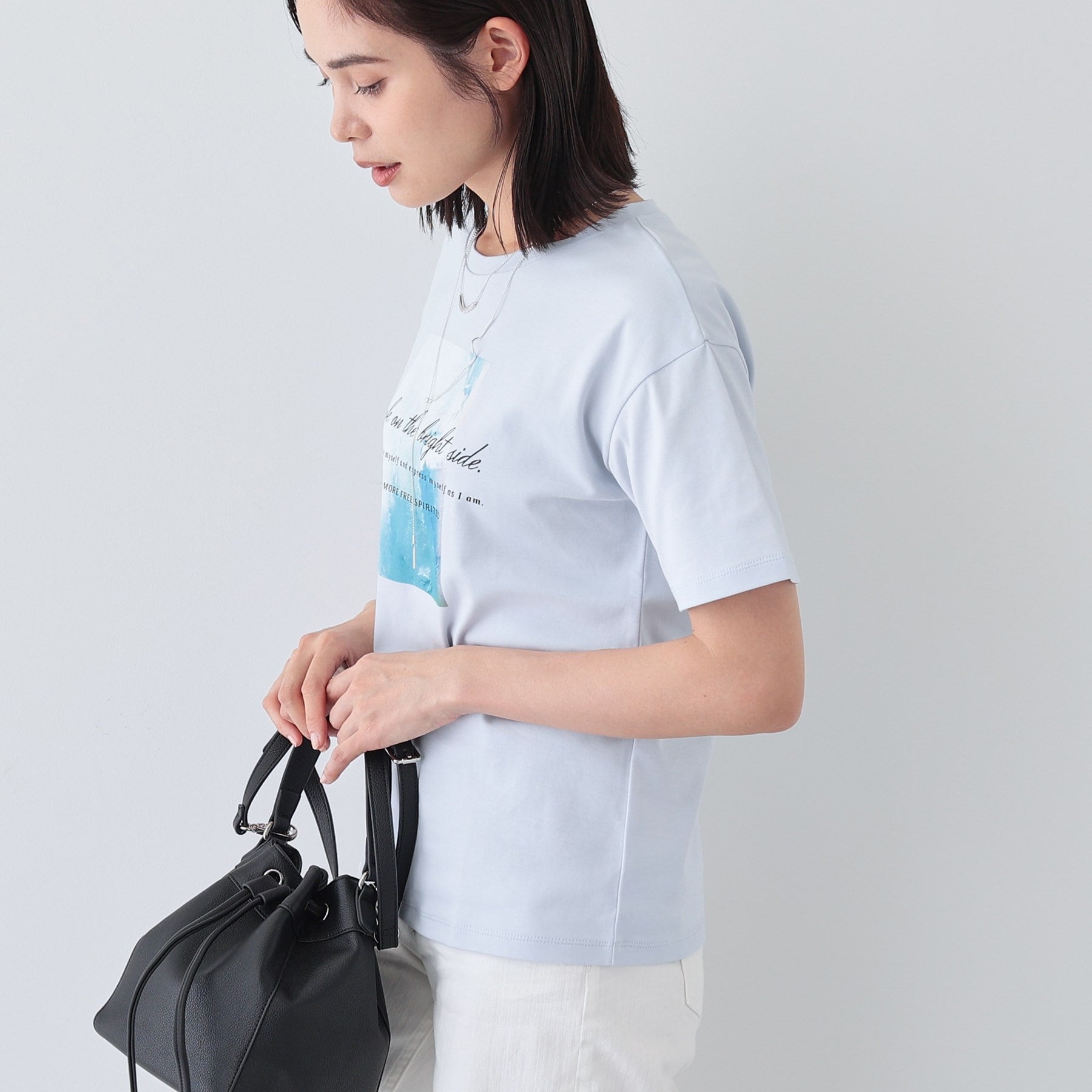 インディヴィ INDIVI 【洗える／選べるデザイン】フォト＆ロゴ プリントTシャツ （ホワイト(701)） ホワイト(701)