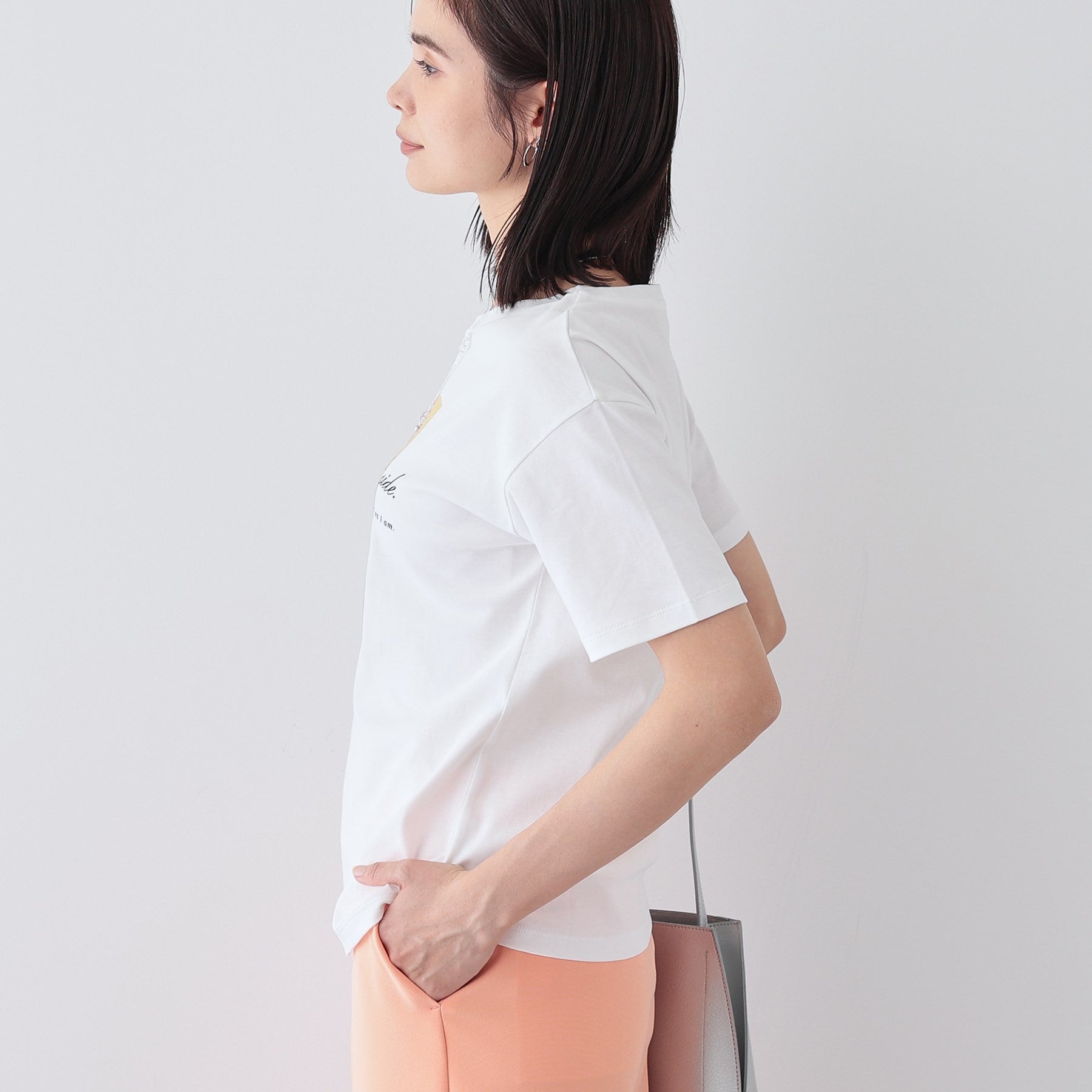 インディヴィ INDIVI 【洗える／選べるデザイン】フォト＆ロゴ プリントTシャツ （ホワイト(701)） ホワイト(701)