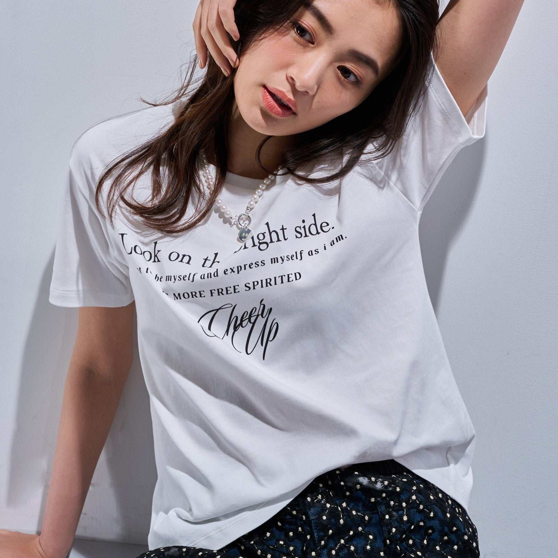 インディヴィ INDIVI 【洗える／選べるデザイン】フォト＆ロゴ プリントTシャツ （ホワイト(001)） ホワイト(001)