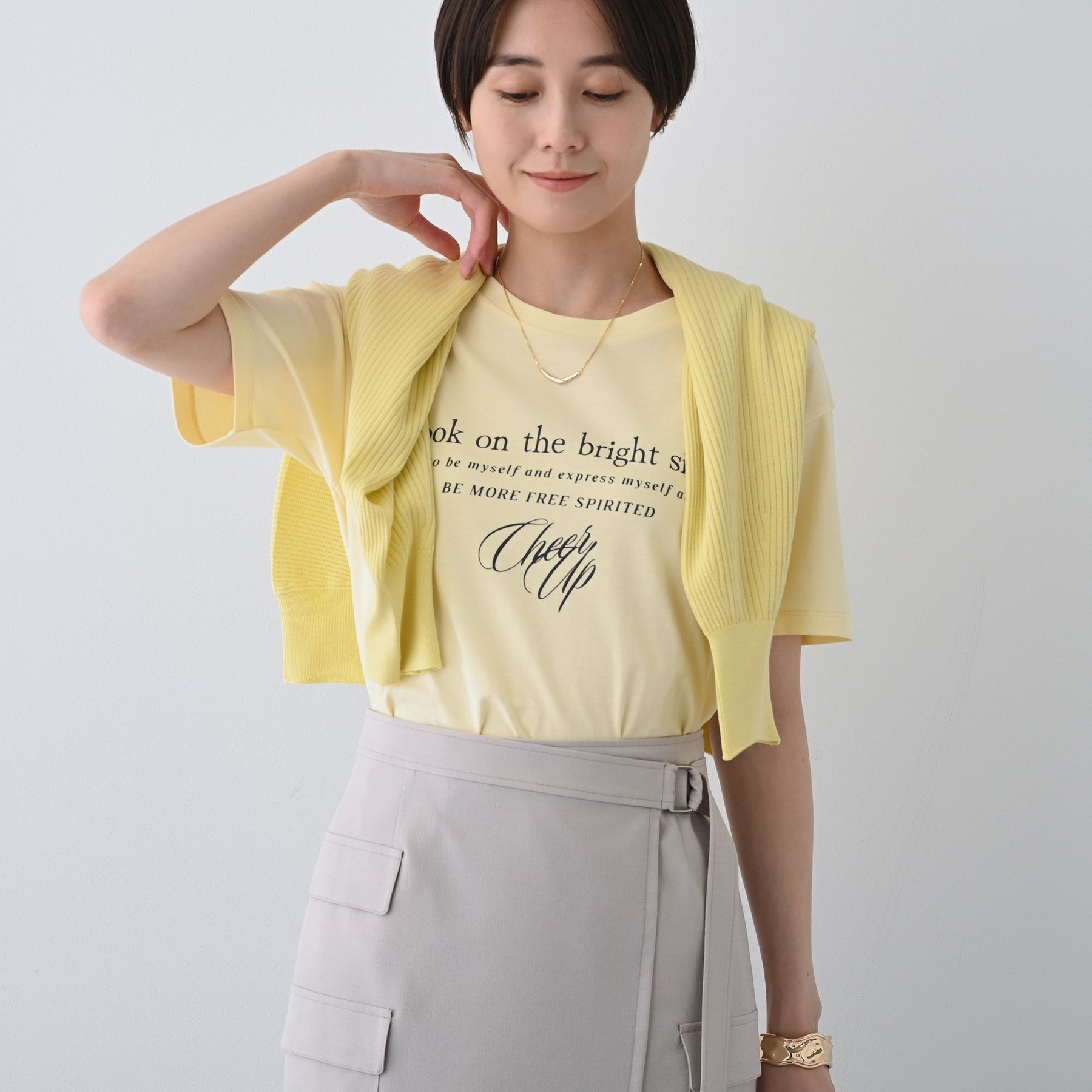 インディヴィ INDIVI 【洗える／選べるデザイン】フォト＆ロゴ プリントTシャツ （イエロー(031)） イエロー(031)