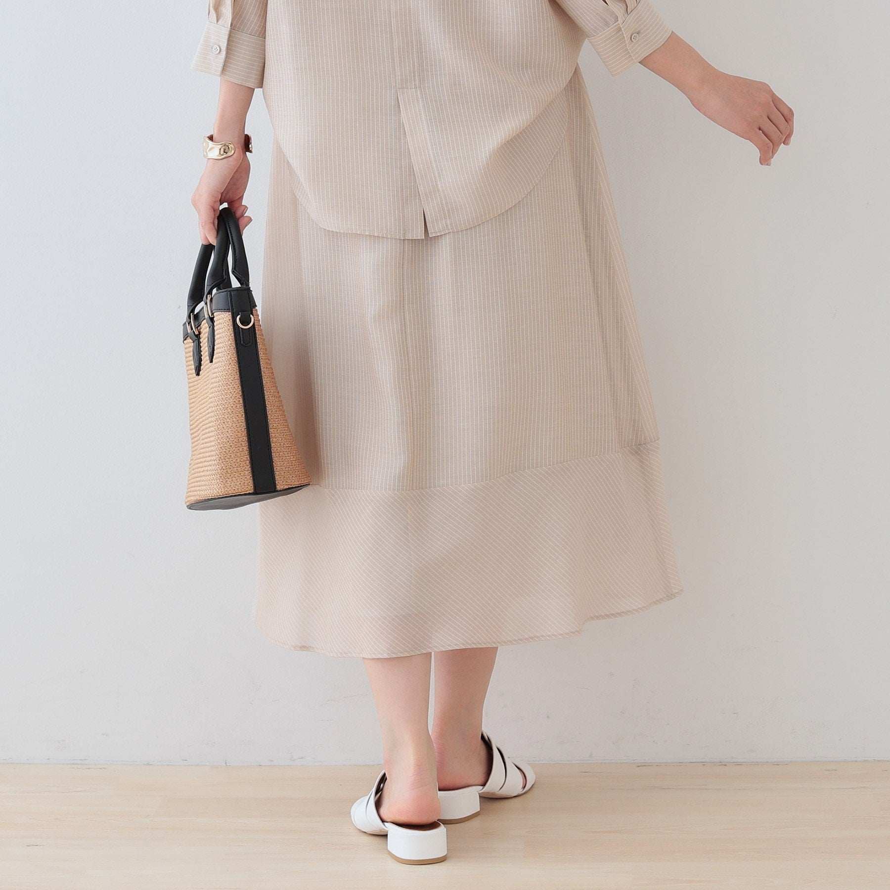 インディヴィ INDIVI 【洗える／エアリー素材】巻き風ロングスカート （ネイビー(394)） ネイビー(394)