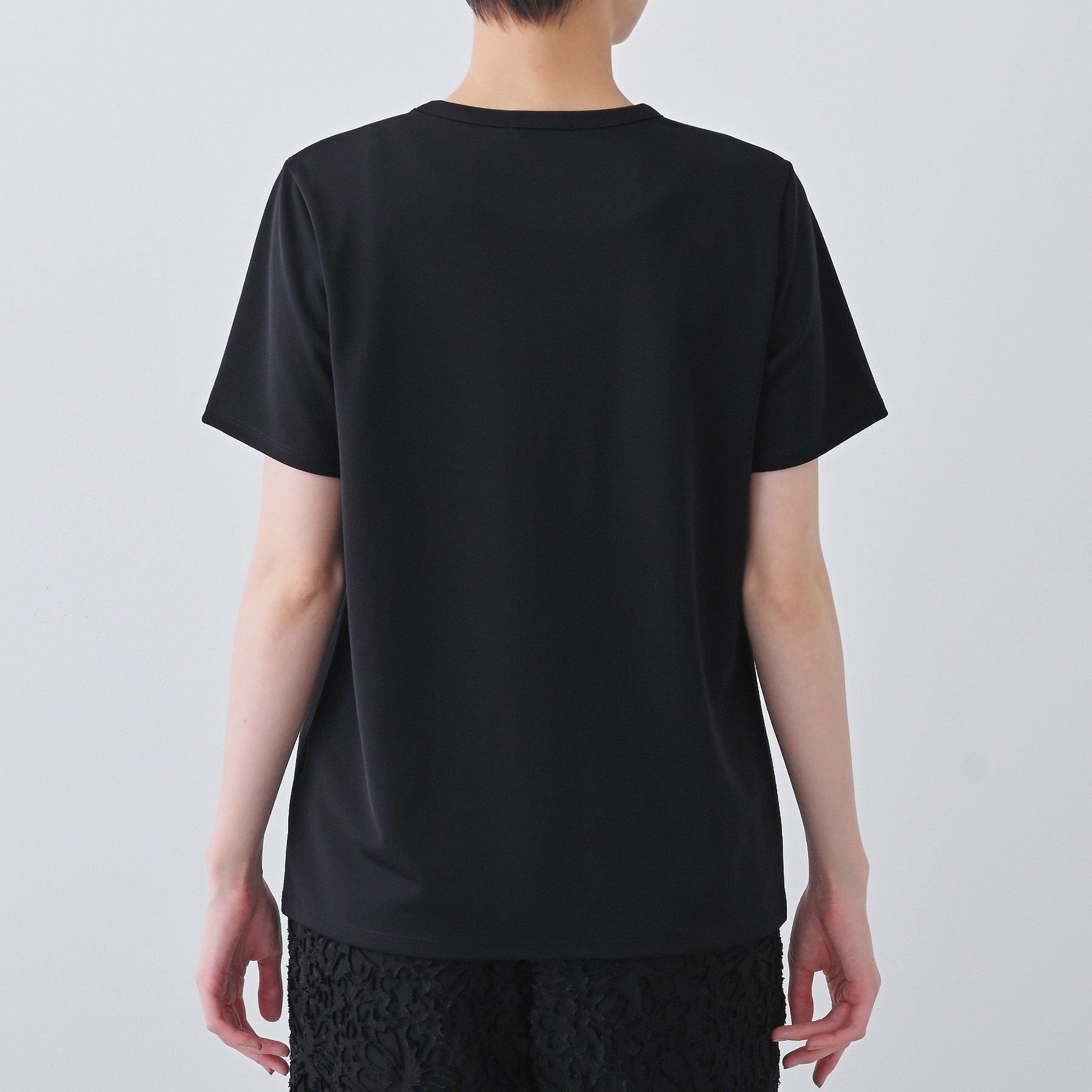 インディヴィ INDIVI 【日本製／トリアセテート】きれいめTシャツ （ホワイト(001)） ホワイト(001)