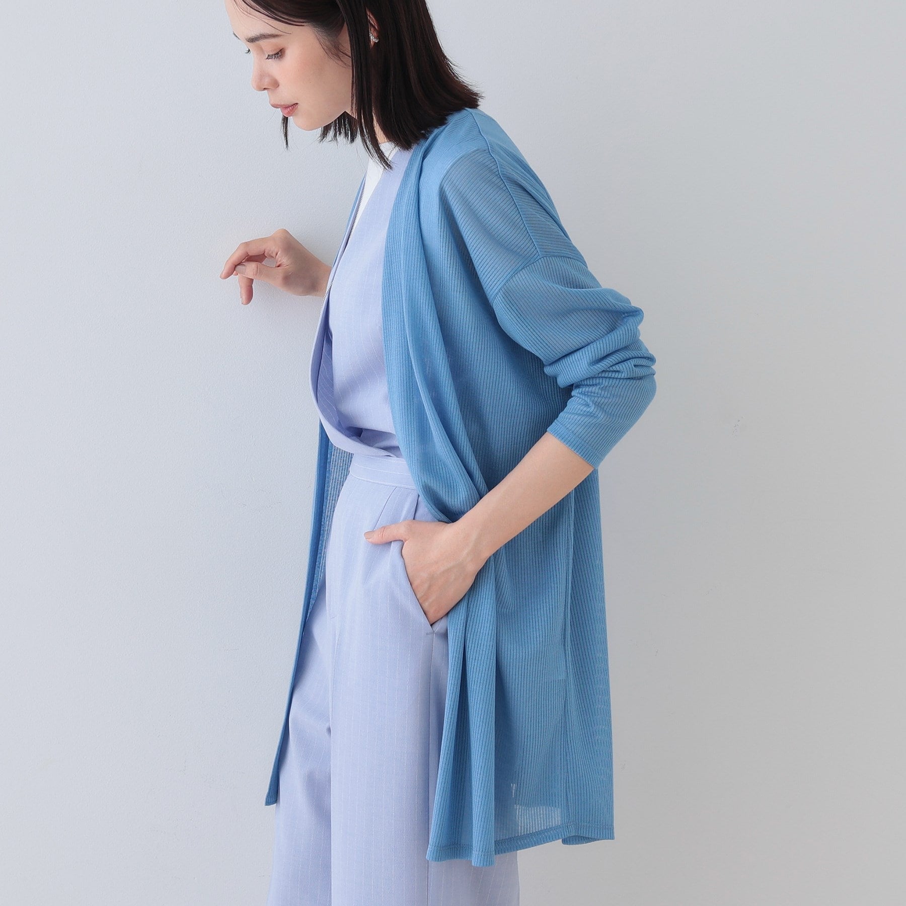 インディヴィ INDIVI 【洗える／シアーストライプ】ロング丈着流しカーディガン （ライトグレー(411)） ライトグレー(411)