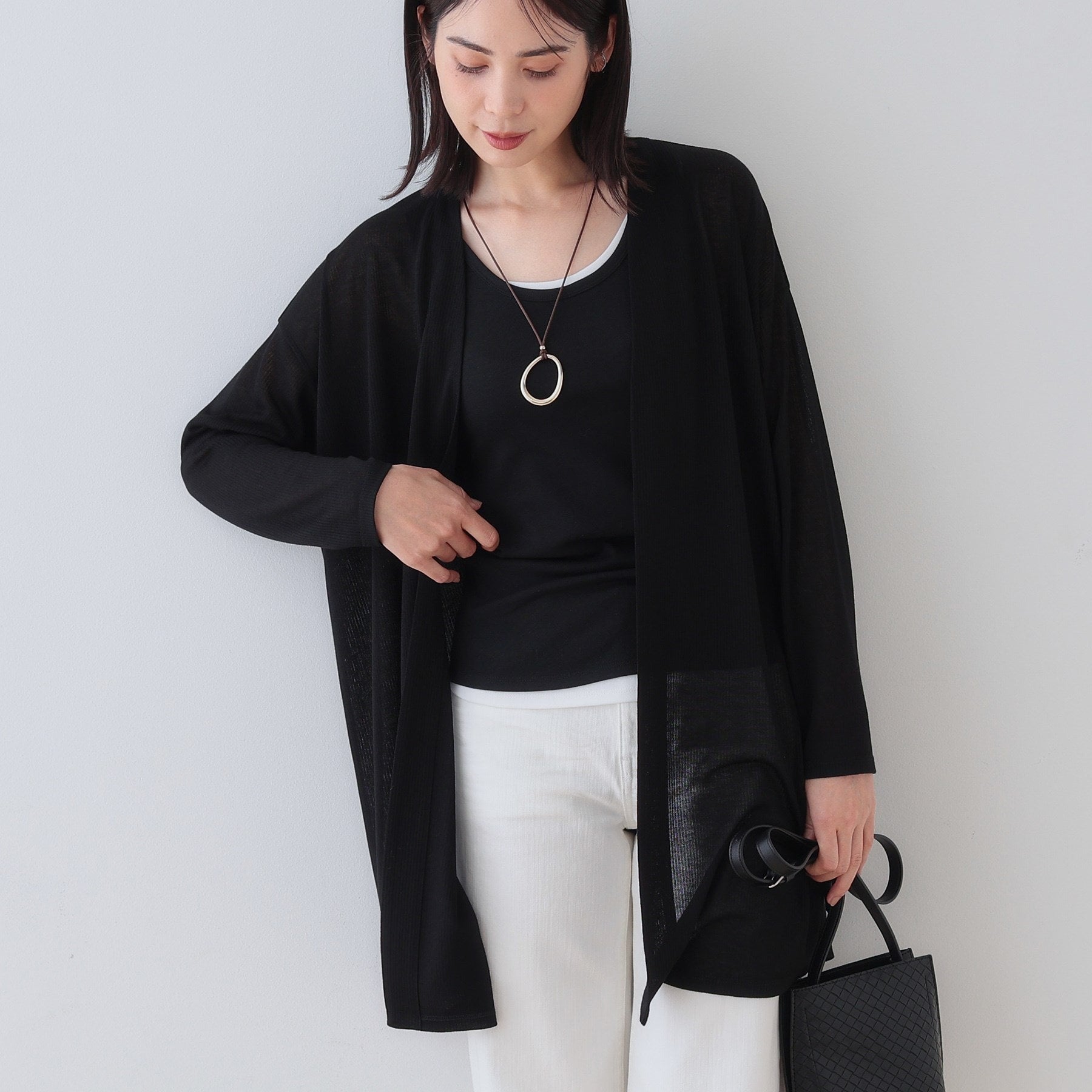 インディヴィ INDIVI 【洗える／シアーストライプ】ロング丈着流しカーディガン （ブラック(019)） ブラック(019)