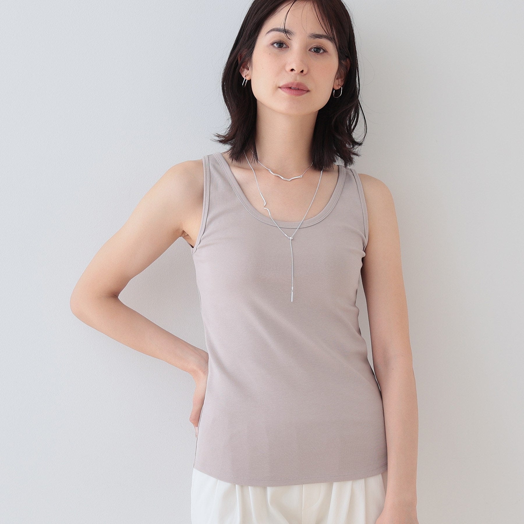 インディヴィ INDIVI 【洗える／前後2WAY】インナータンクトップ （グレージュ(050)） グレージュ(050)