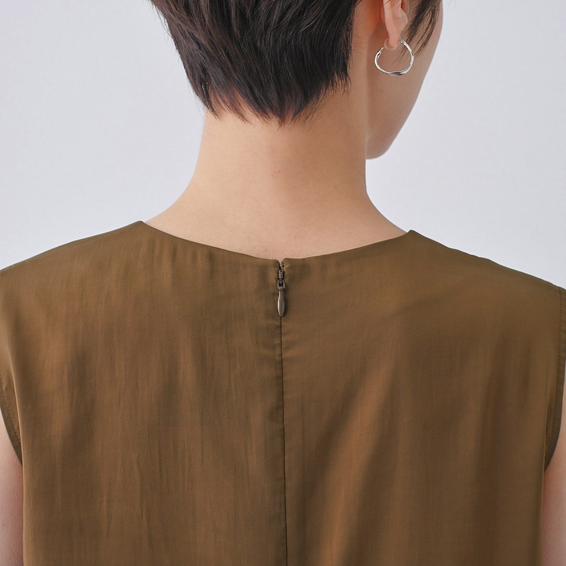 インディヴィ INDIVI 【撥水／接触冷感／UVケア】フレアワンピース （ブラウン(043)） ブラウン(043)