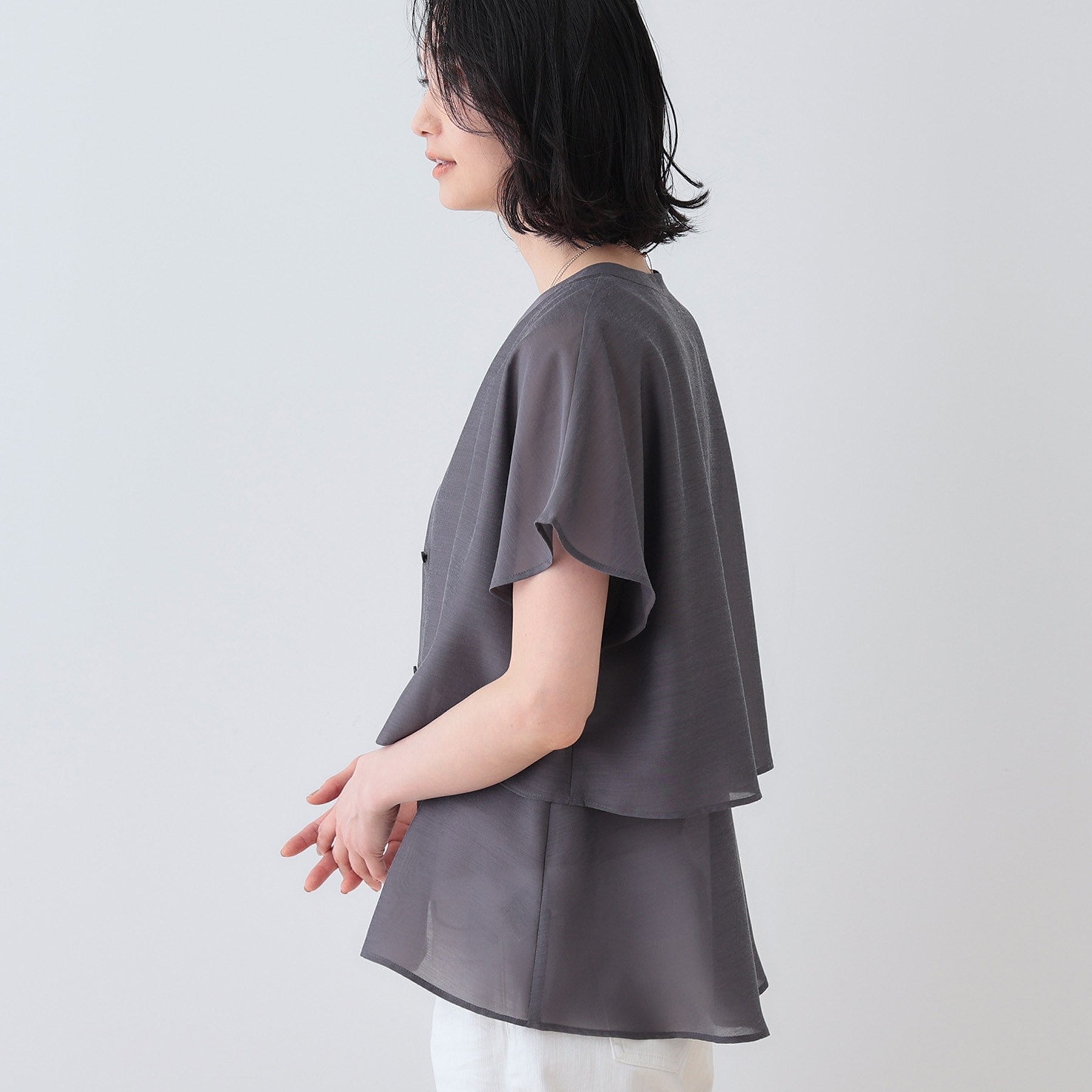 インディヴィ INDIVI 【洗える／エアリー】ティアードブラウス （ライトベージュ(351)） ライトベージュ(351)