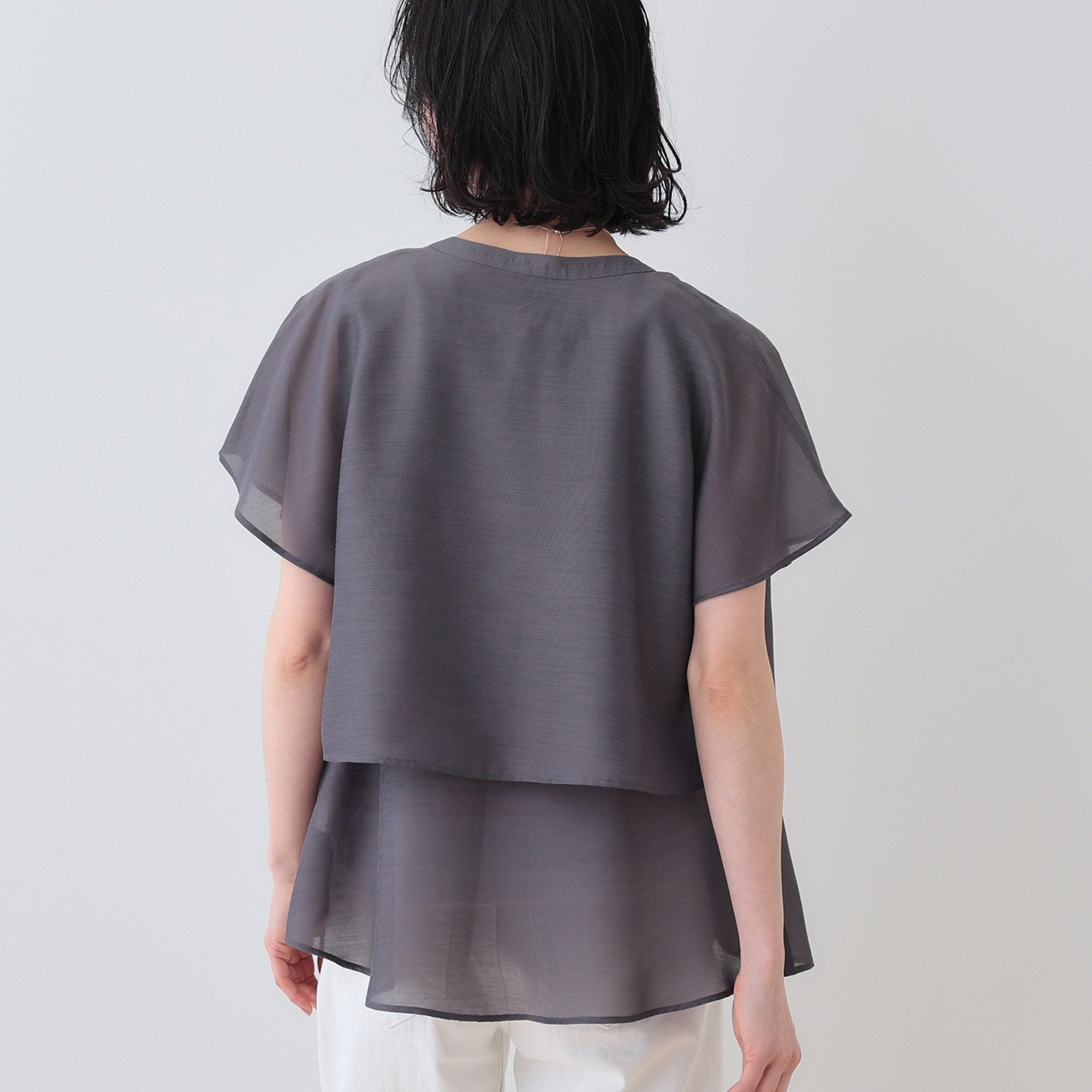 インディヴィ INDIVI 【洗える／エアリー】ティアードブラウス （ライトベージュ(351)） ライトベージュ(351)