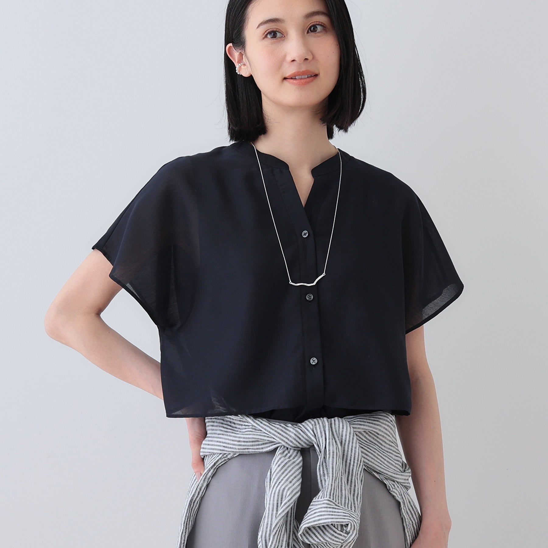 インディヴィ INDIVI 【洗える／エアリー】ティアードブラウス （ネイビー(494)） ネイビー(494)