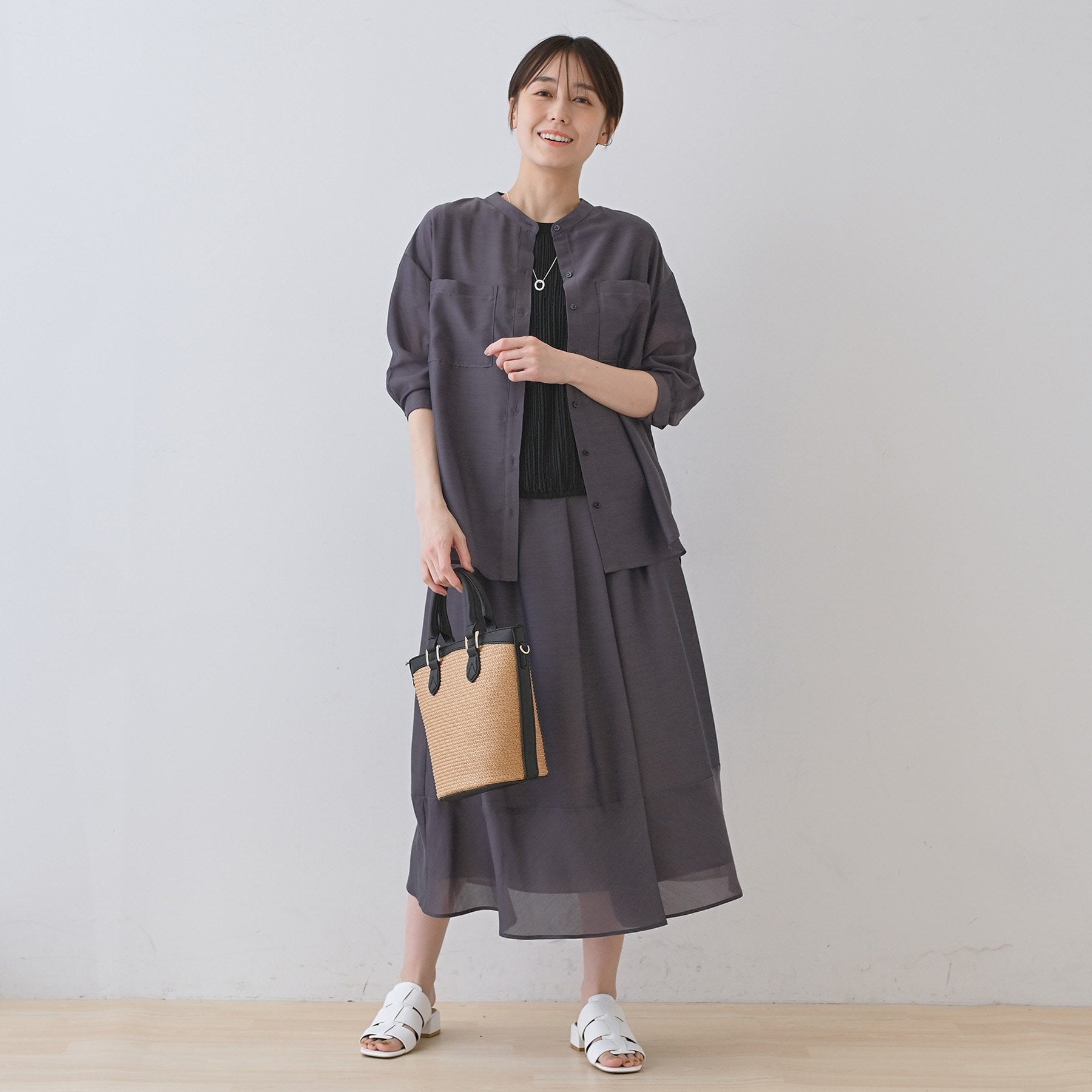 インディヴィ INDIVI 【洗える／ドット柄／凹凸素材】プリーツデザインブラウス （ホワイト(501)） ホワイト(501)