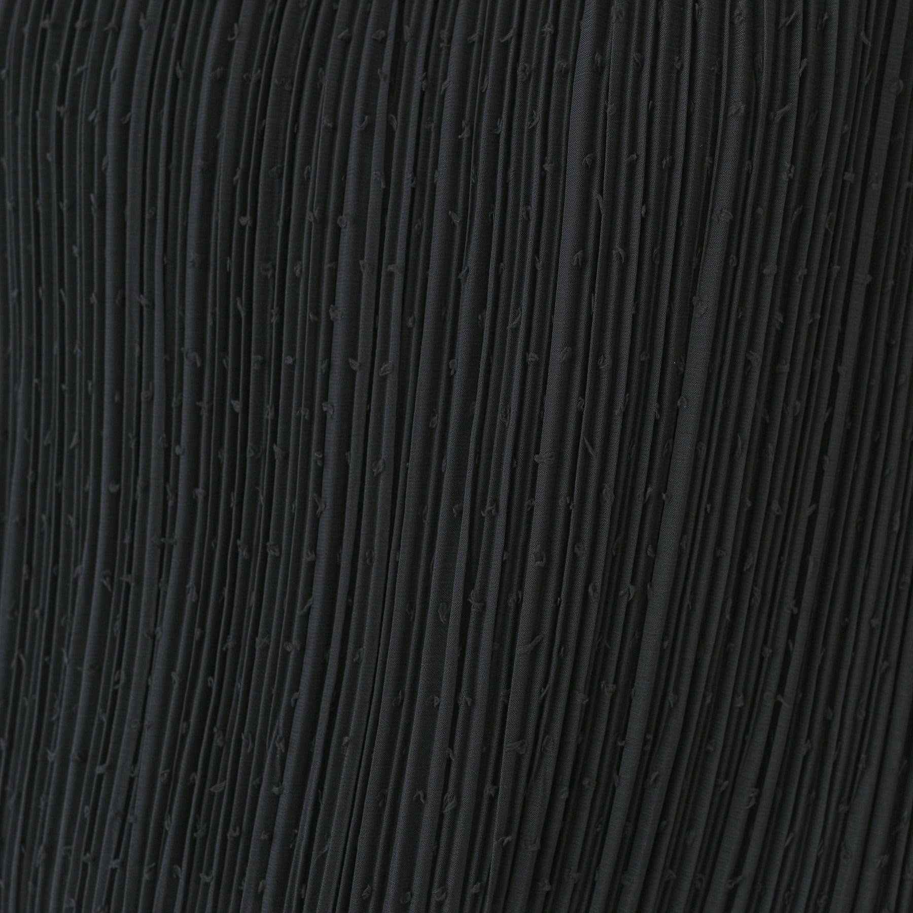 インディヴィ INDIVI 【洗える／ドット柄／凹凸素材】プリーツデザインブラウス （ホワイト(501)） ホワイト(501)