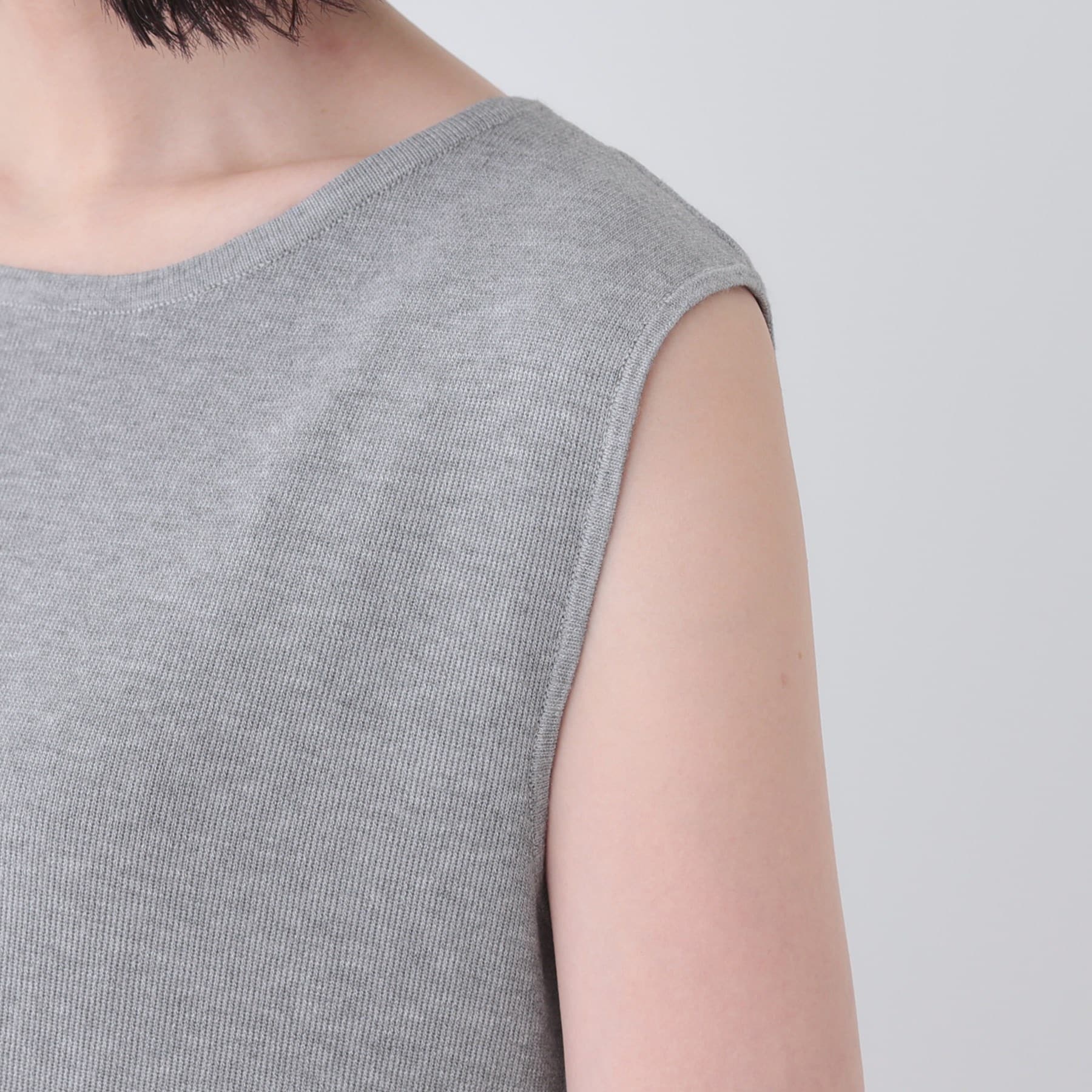 インディヴィ INDIVI 【2点セット】前後2WAYニットワンピース （ブラック(019)） ブラック(019)