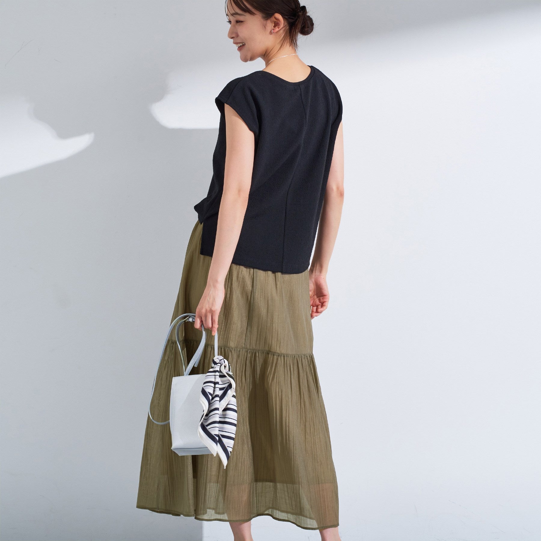 インディヴィ INDIVI 【2点セット／着回し◎】ノースリーブ＆ティアードスカート カセット服 （ブルーグリーン(597)） ブルーグリーン(597)