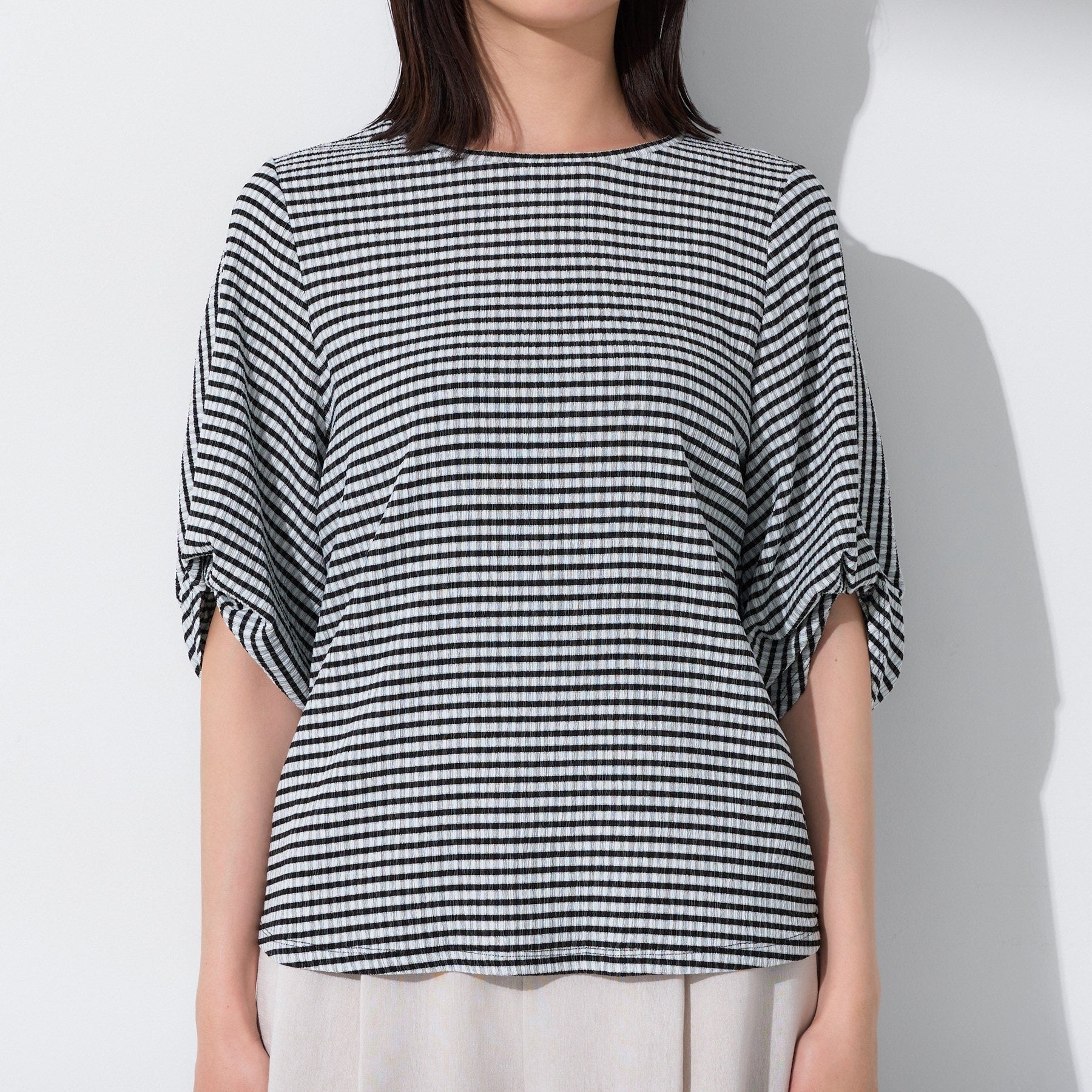 インディヴィ INDIVI 【UV／吸水速乾】凹凸素材ねじり袖トップス （チャコールグレー(014)） チャコールグレー(014)