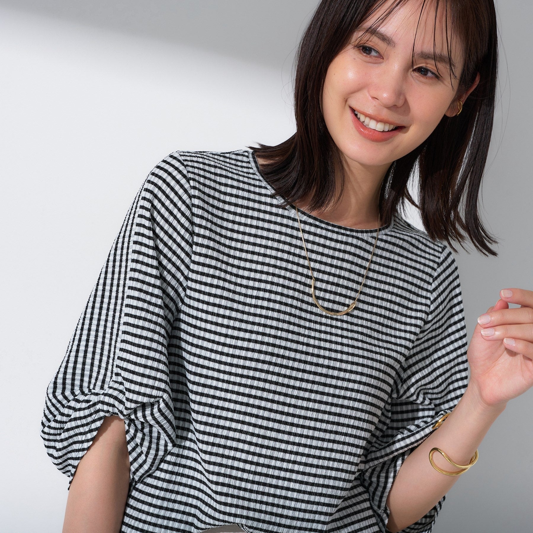 インディヴィ INDIVI 【UV／吸水速乾】凹凸素材ねじり袖トップス （チャコールグレー(014)） チャコールグレー(014)